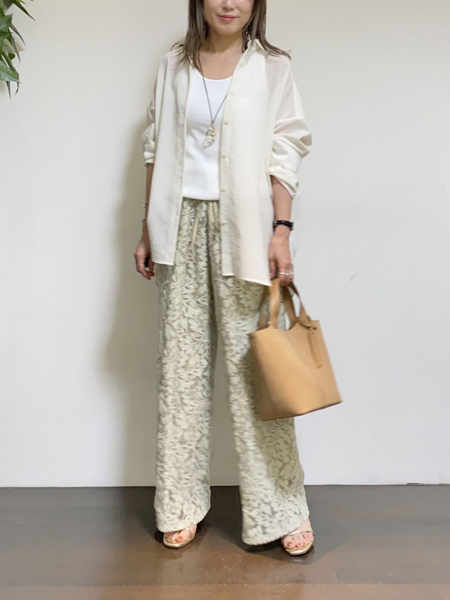 tomoさんの「UNTITLED｜◆【洗える/ストレッチ性】ダブルブレストジャケット」を使ったコーディネート