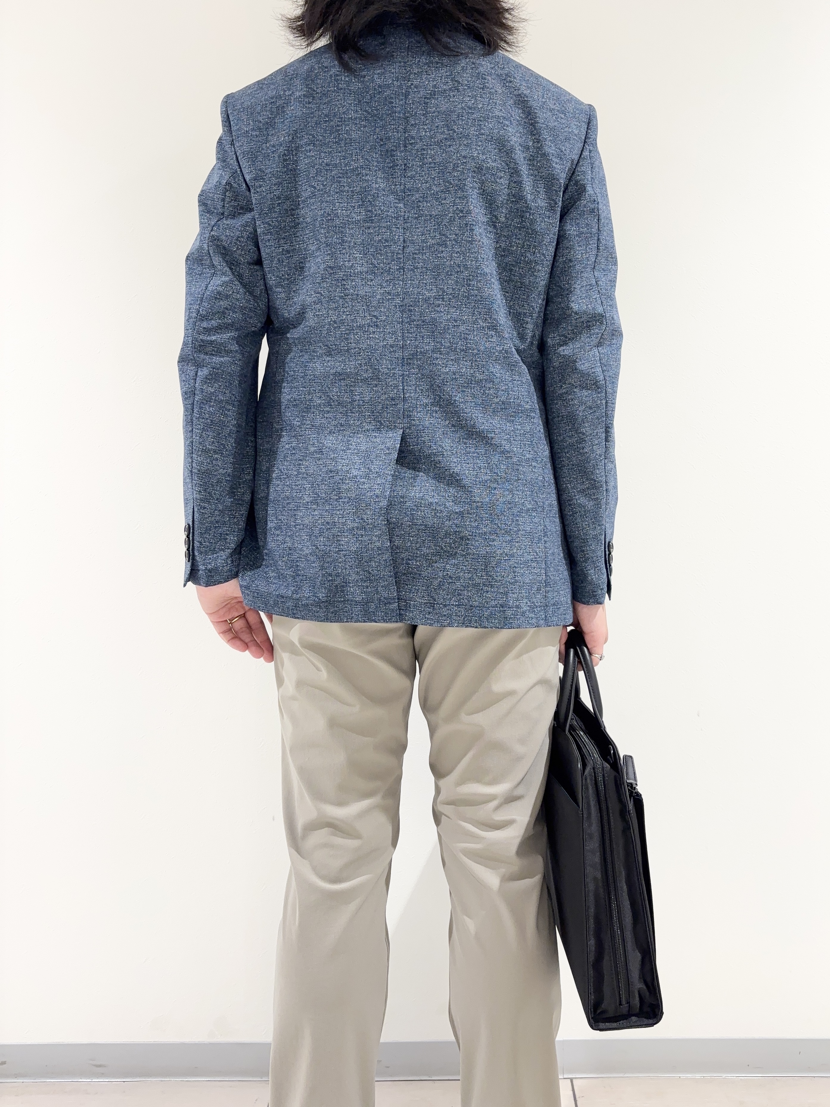 及川さんの「TAKEO KIKUCHI｜【抗菌防臭】COOL DOTS（R）ドビープリント ジャケット」を使ったコーディネート