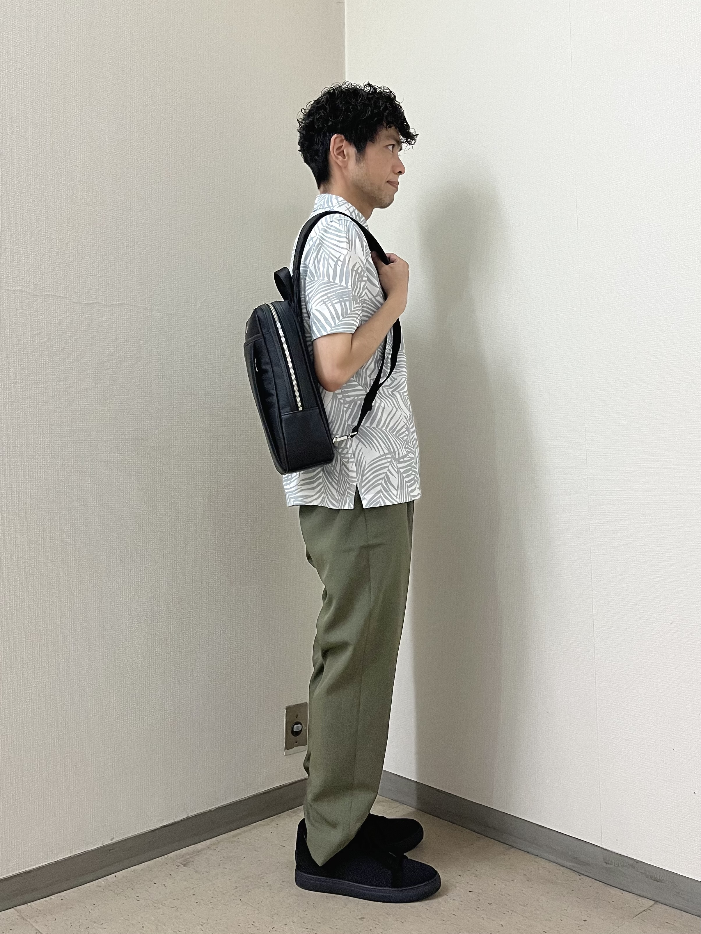 URAさんの「TAKEO KIKUCHI｜リーフ柄ポロシャツ」を使ったコーディネート