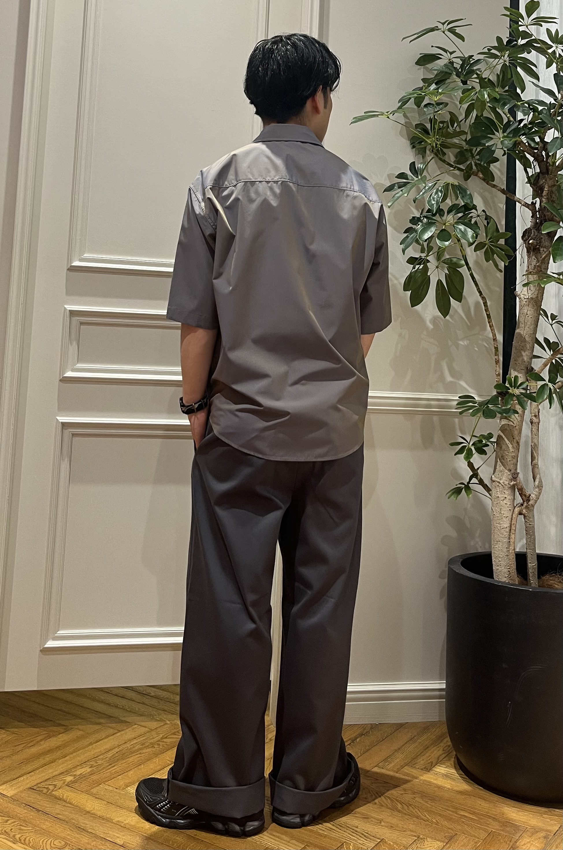 Tokuさんの「DRESSTERIOR｜◆イージーケア プルオーバーシャツ」を使ったコーディネート