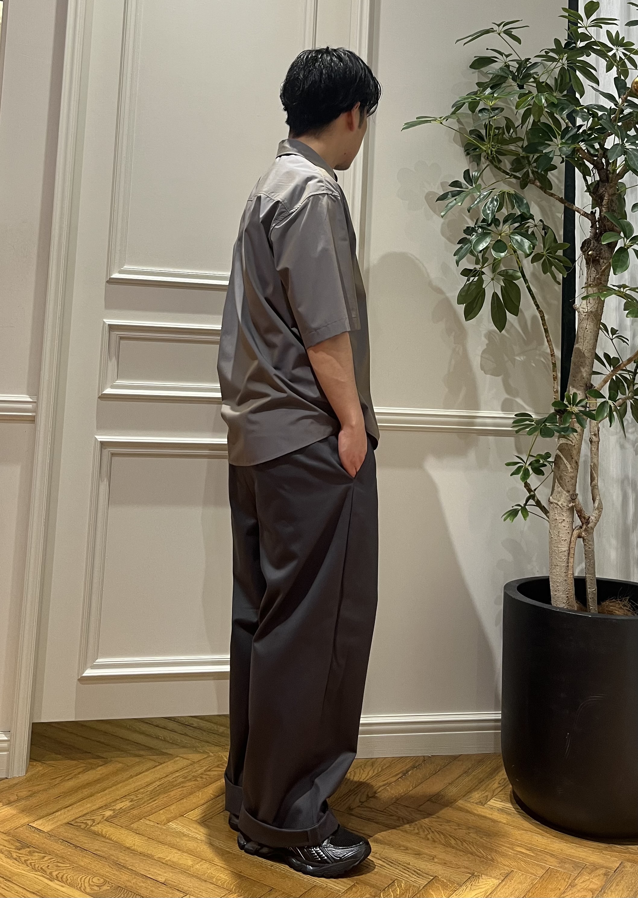 Tokuさんの「DRESSTERIOR｜◆イージーケア プルオーバーシャツ」を使ったコーディネート