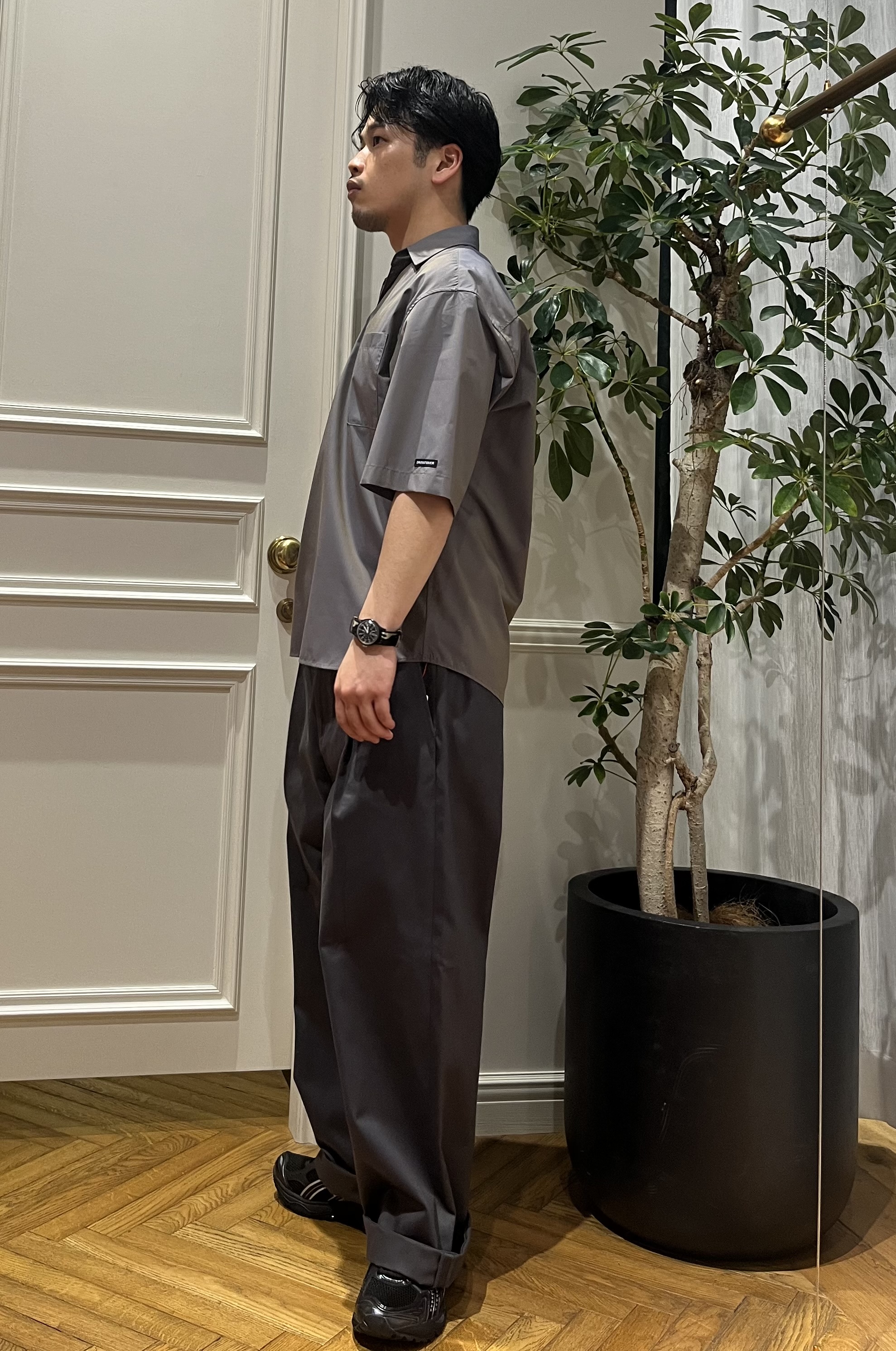 Tokuさんの「DRESSTERIOR｜◆イージーケア プルオーバーシャツ」を使ったコーディネート