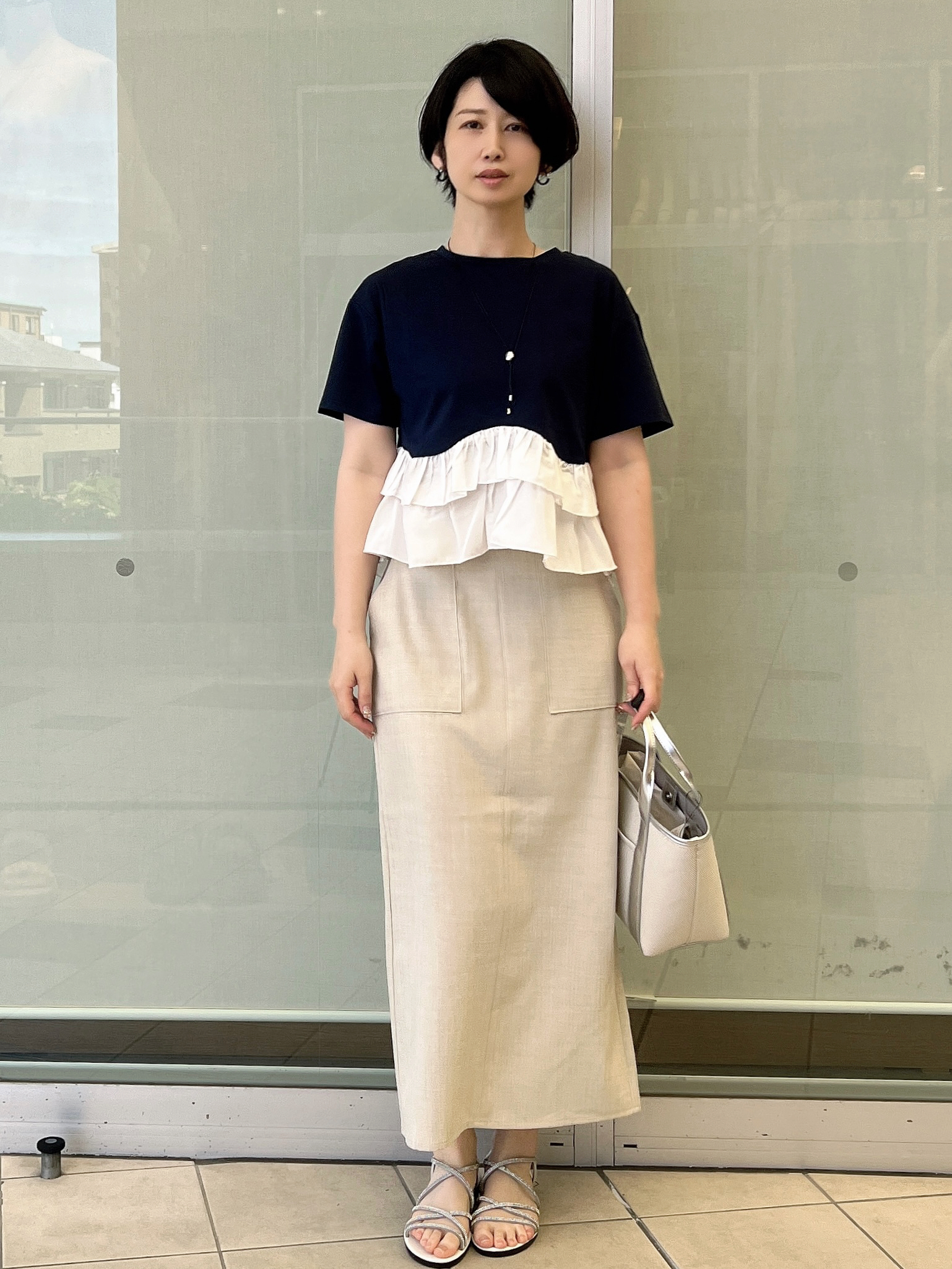 yo-koさんの「OPAQUE.CLIP｜裾フリルドッキングTシャツ【洗濯機OK】」を使ったコーディネート