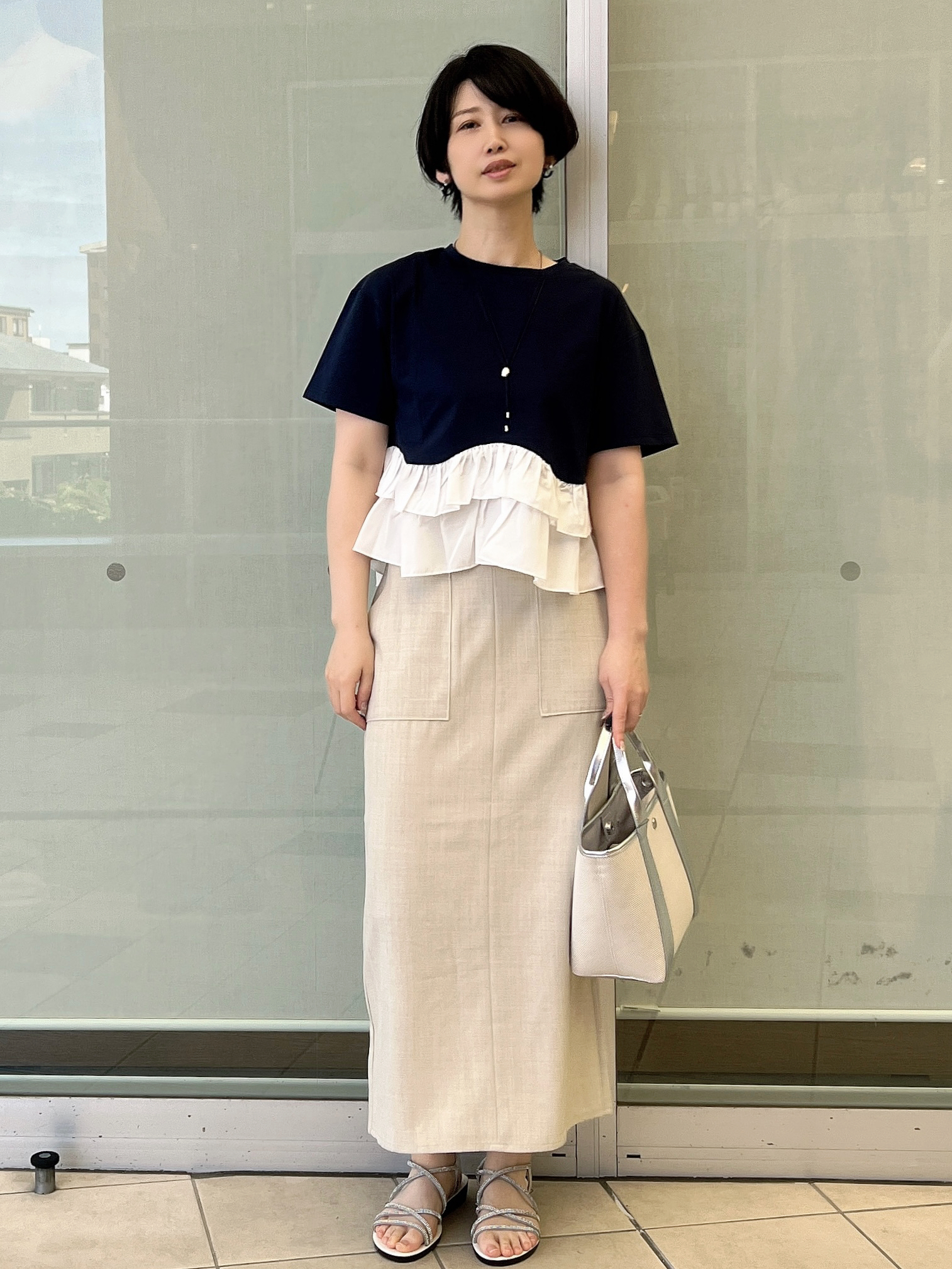 yo-koさんの「OPAQUE.CLIP｜裾フリルドッキングTシャツ【洗濯機OK】」を使ったコーディネート