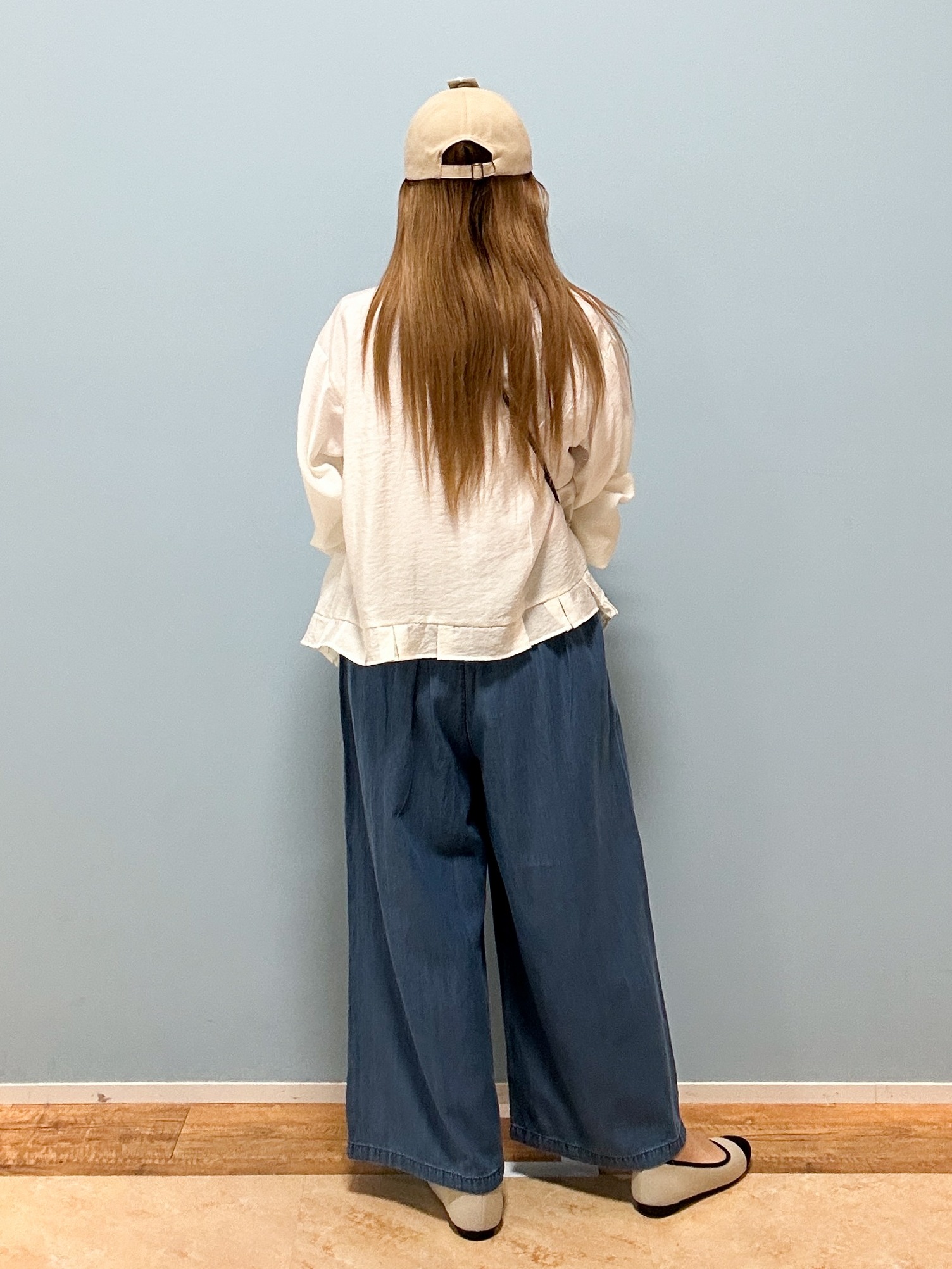 mikoさんの「SHOO･LA･RUE｜【S-LL/プチプラ/柄が選べる】上品プリントTシャツ」を使ったコーディネート