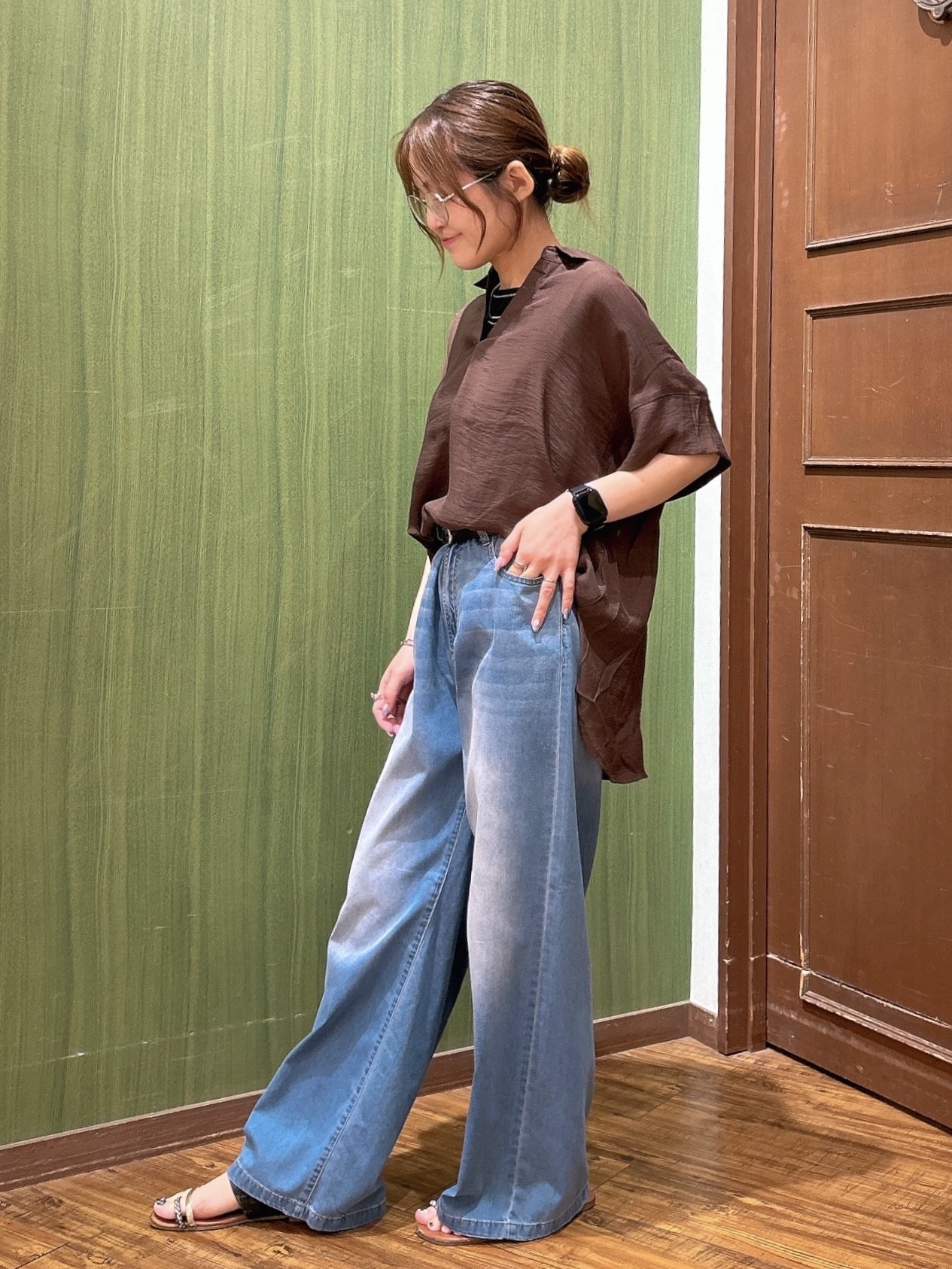 かおりさんの「SHOO･LA･RUE｜【2点セット/S-LL/洗濯機可】時短でコーデ決まる スラブスキッパーシャツ＋タンクトップ」を使ったコーディネート
