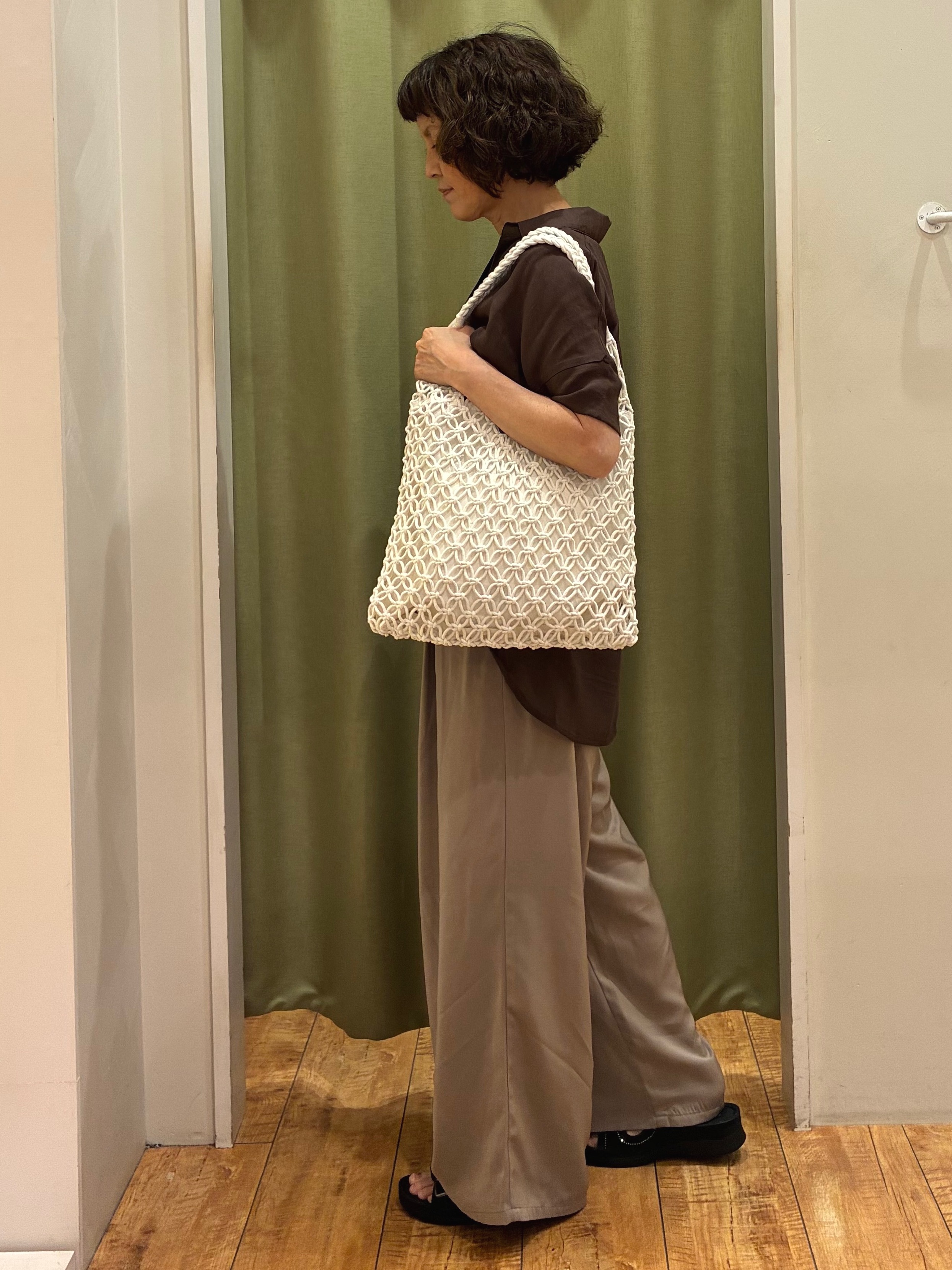 ☆ほしさんの「SHOO･LA･RUE｜【2点セット/S-LL/洗濯機可】時短でコーデ決まる スラブスキッパーシャツ＋タンクトップ」を使ったコーディネート