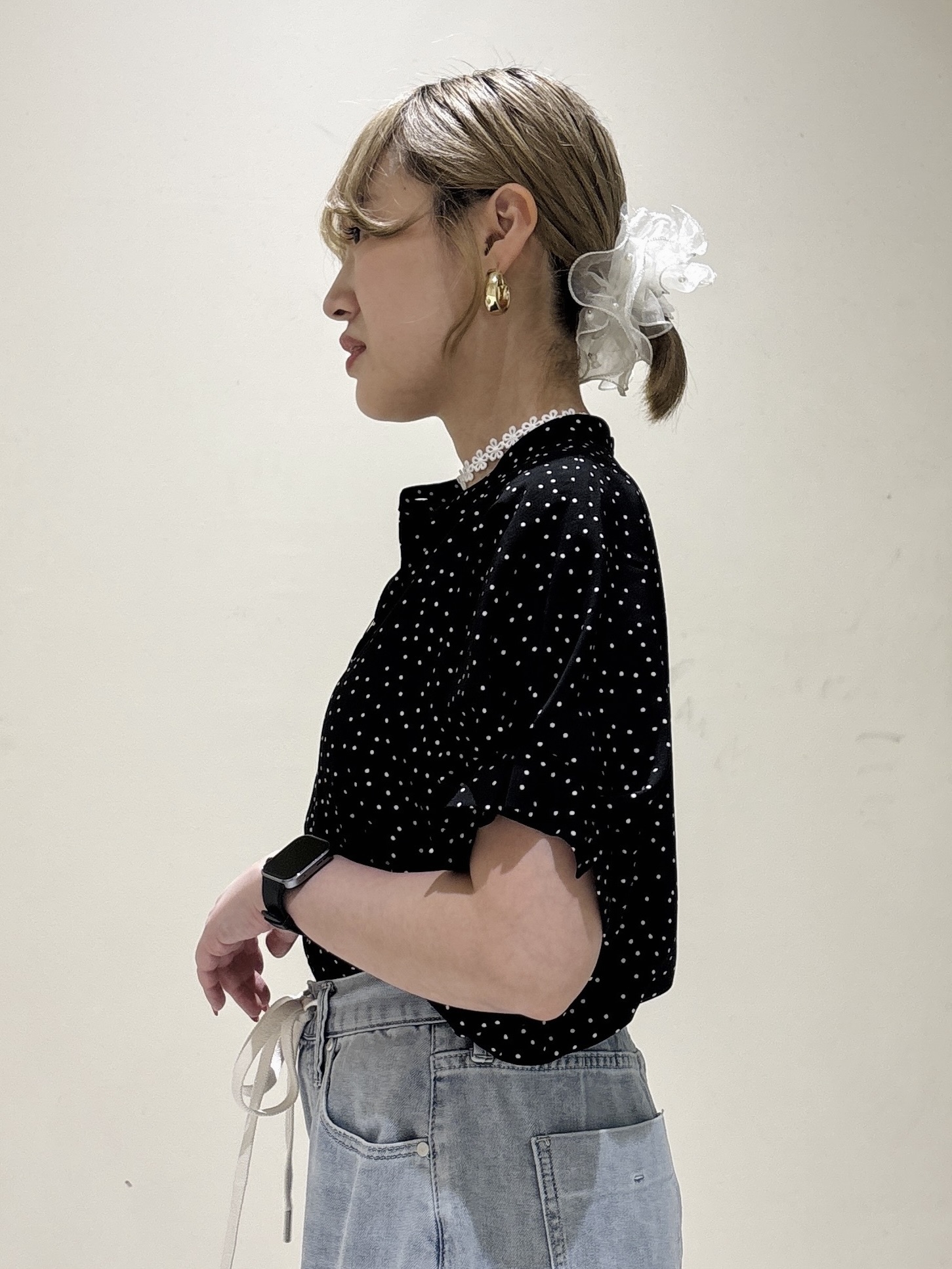 みきちぃさんの「OPAQUE.CLIP｜タックスリーブ プリントブラウス《イージーアイロン／洗濯機OK》」を使ったコーディネート