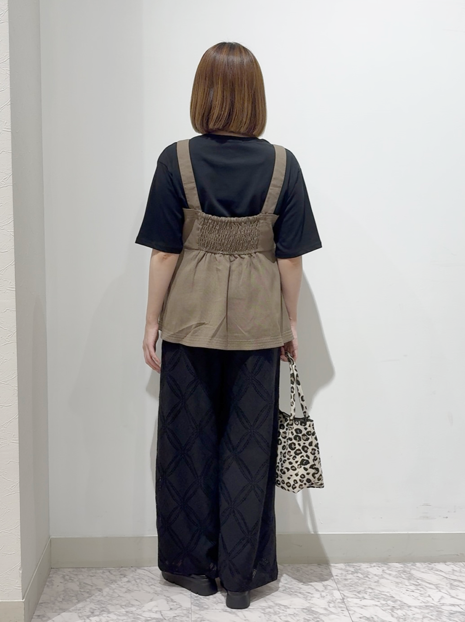 しかっちさんの「grove｜【UVカット/接触冷感】プリントアソート5分袖Tシャツ」を使ったコーディネート