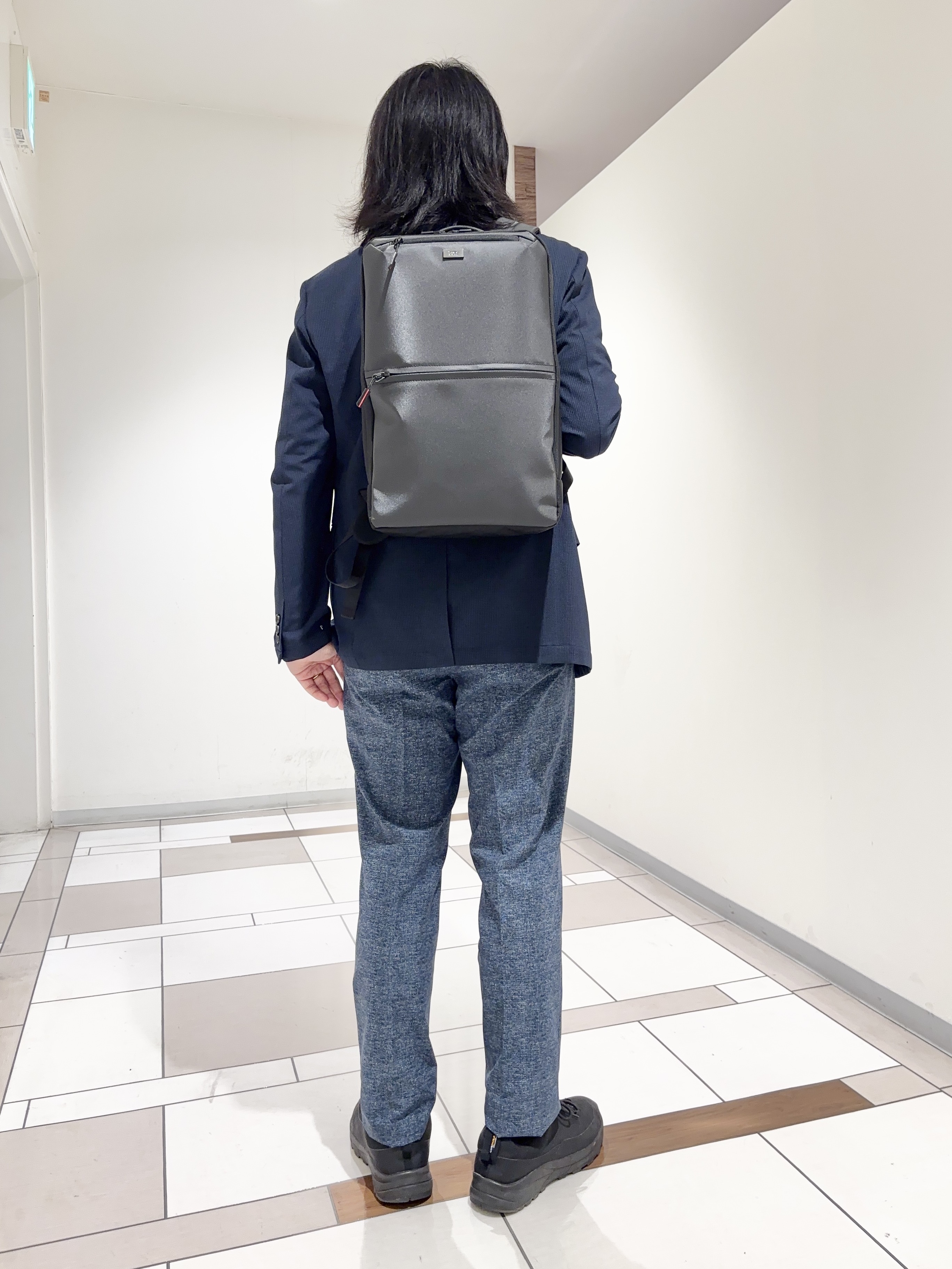 及川さんの「TAKEO KIKUCHI｜【Begin5月号掲載/通気性】トリコットサッカー ジャケット」を使ったコーディネート