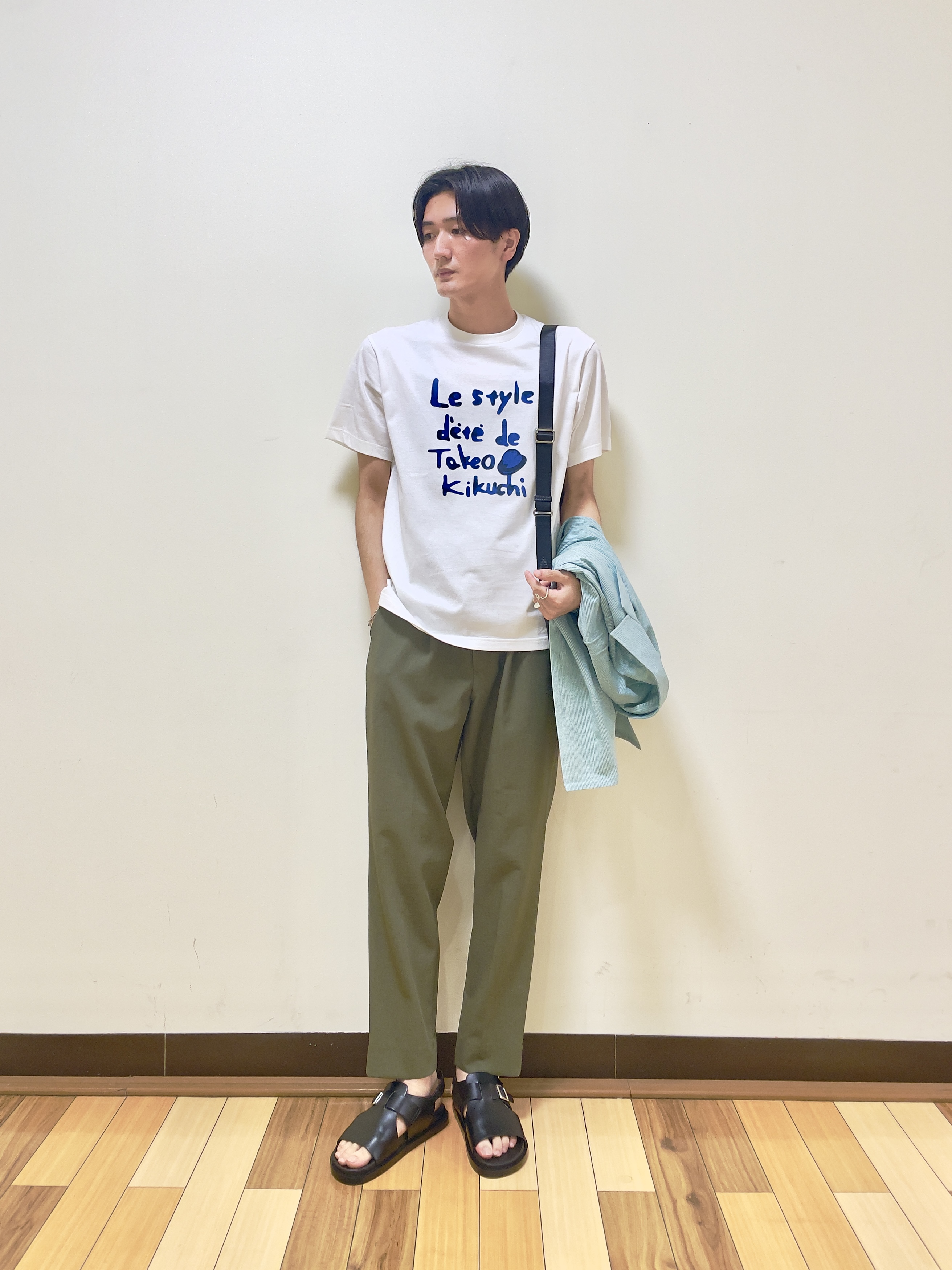 Seiyaさんの「TAKEO KIKUCHI｜【通気性】トリコットサッカー オープンカラー シャツ」を使ったコーディネート