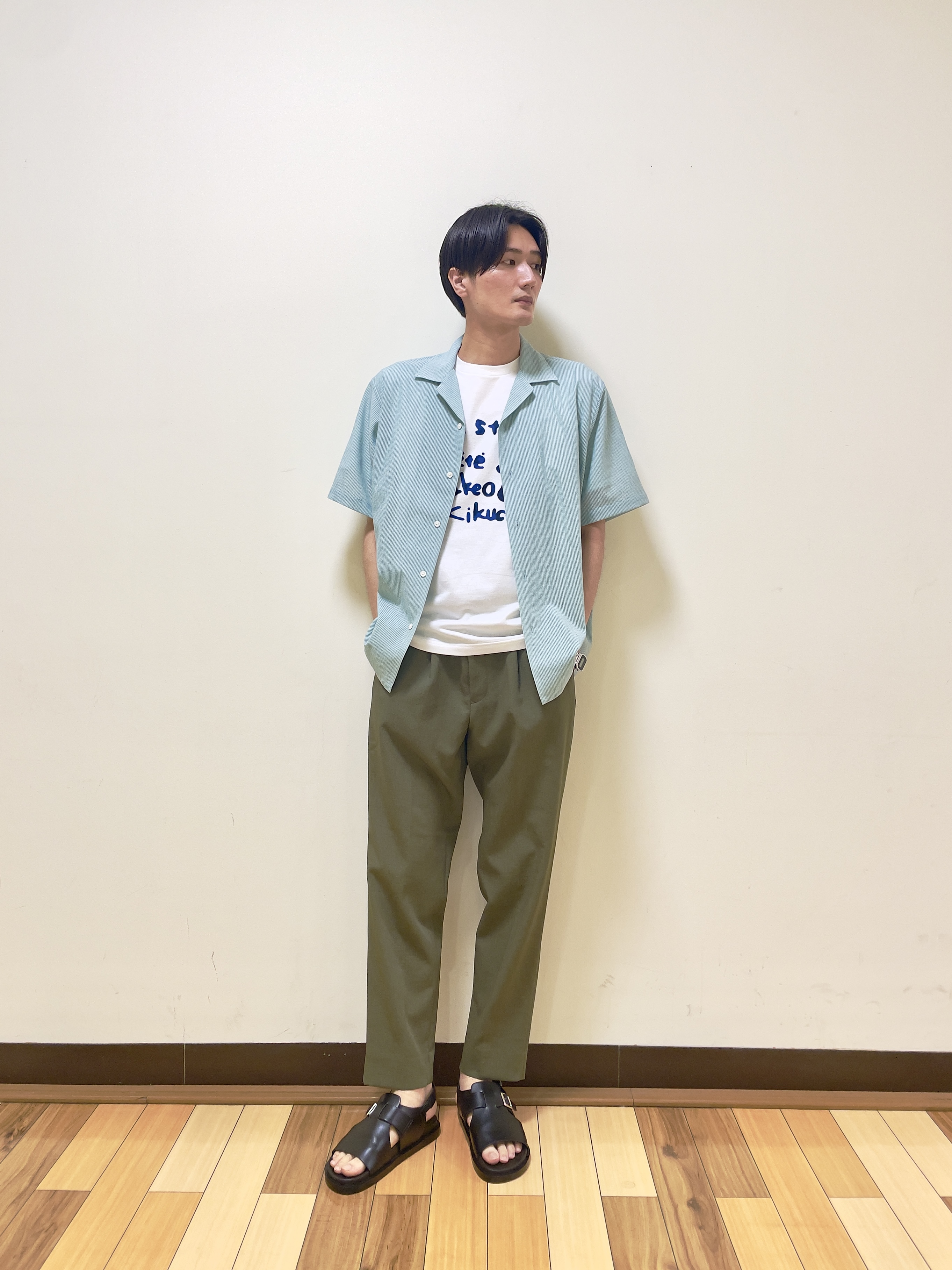 Seiyaさんの「TAKEO KIKUCHI｜【通気性】トリコットサッカー オープンカラー シャツ」を使ったコーディネート