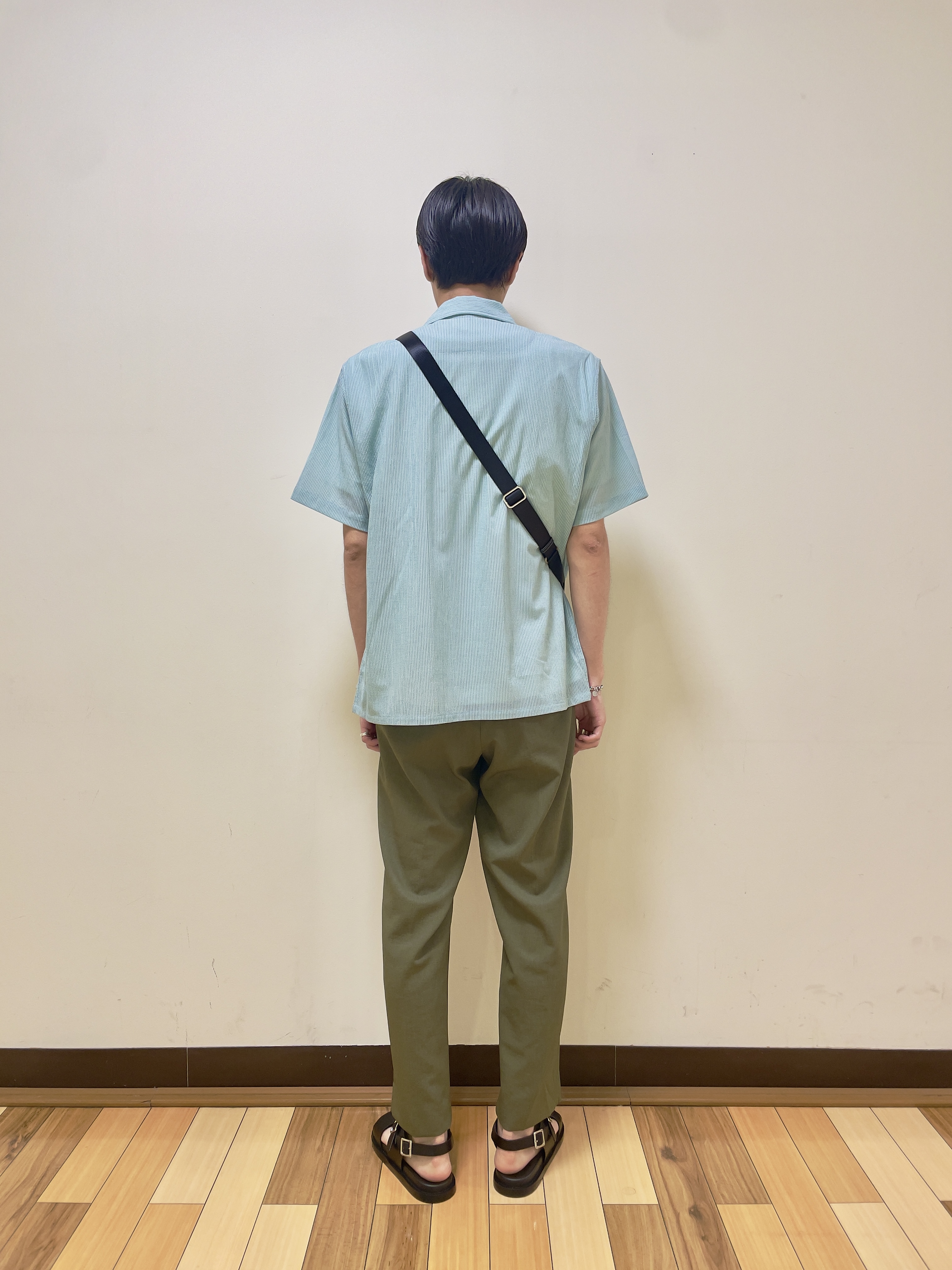 Seiyaさんの「TAKEO KIKUCHI｜【通気性】トリコットサッカー オープンカラー シャツ」を使ったコーディネート