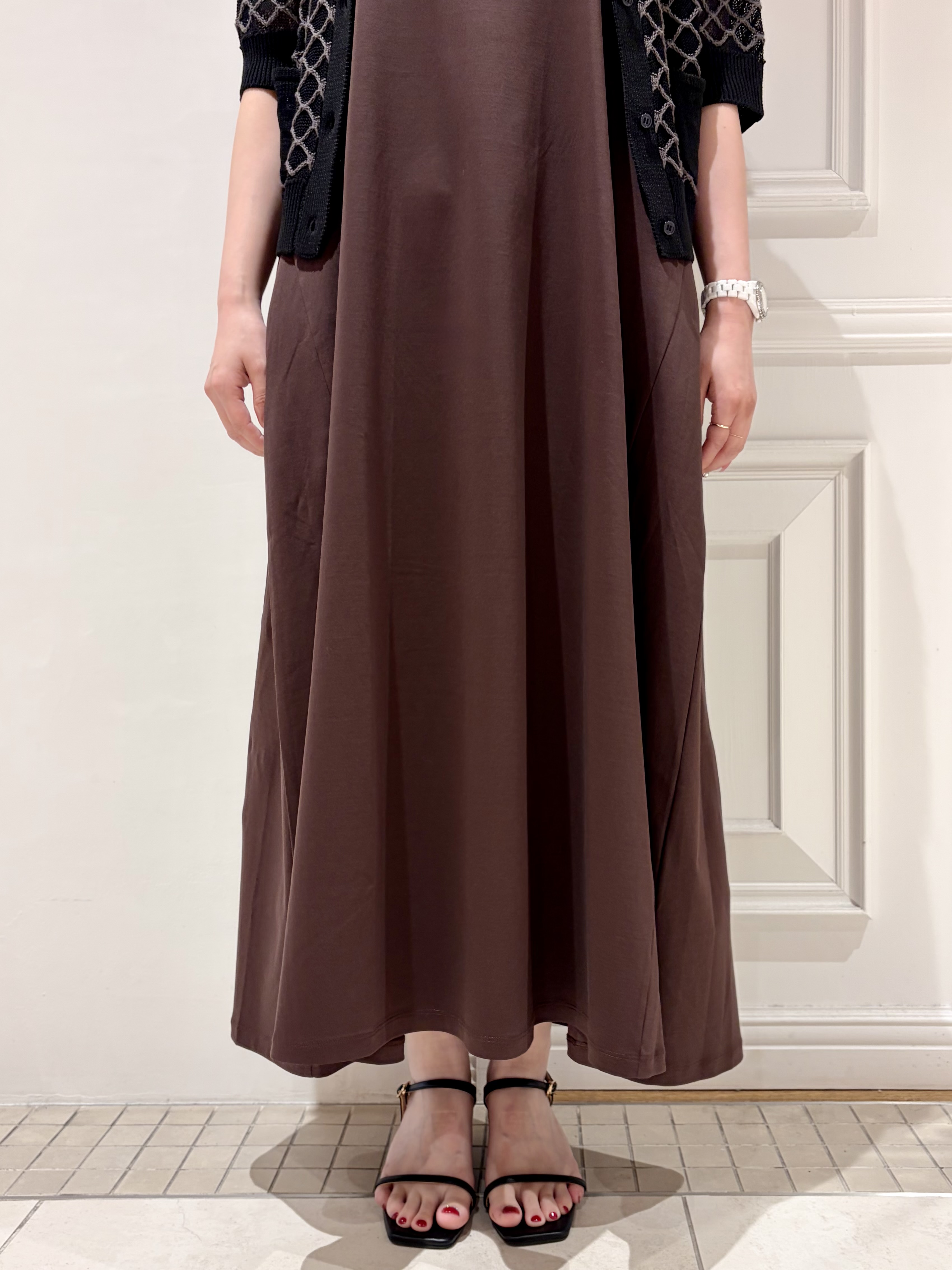 minowaさんの「DRESSTERIOR｜【接触冷感／抗菌防臭／消臭/ウォッシャブル】アイスクリアコットン フレンチスリーブワンピース」を使ったコーディネート