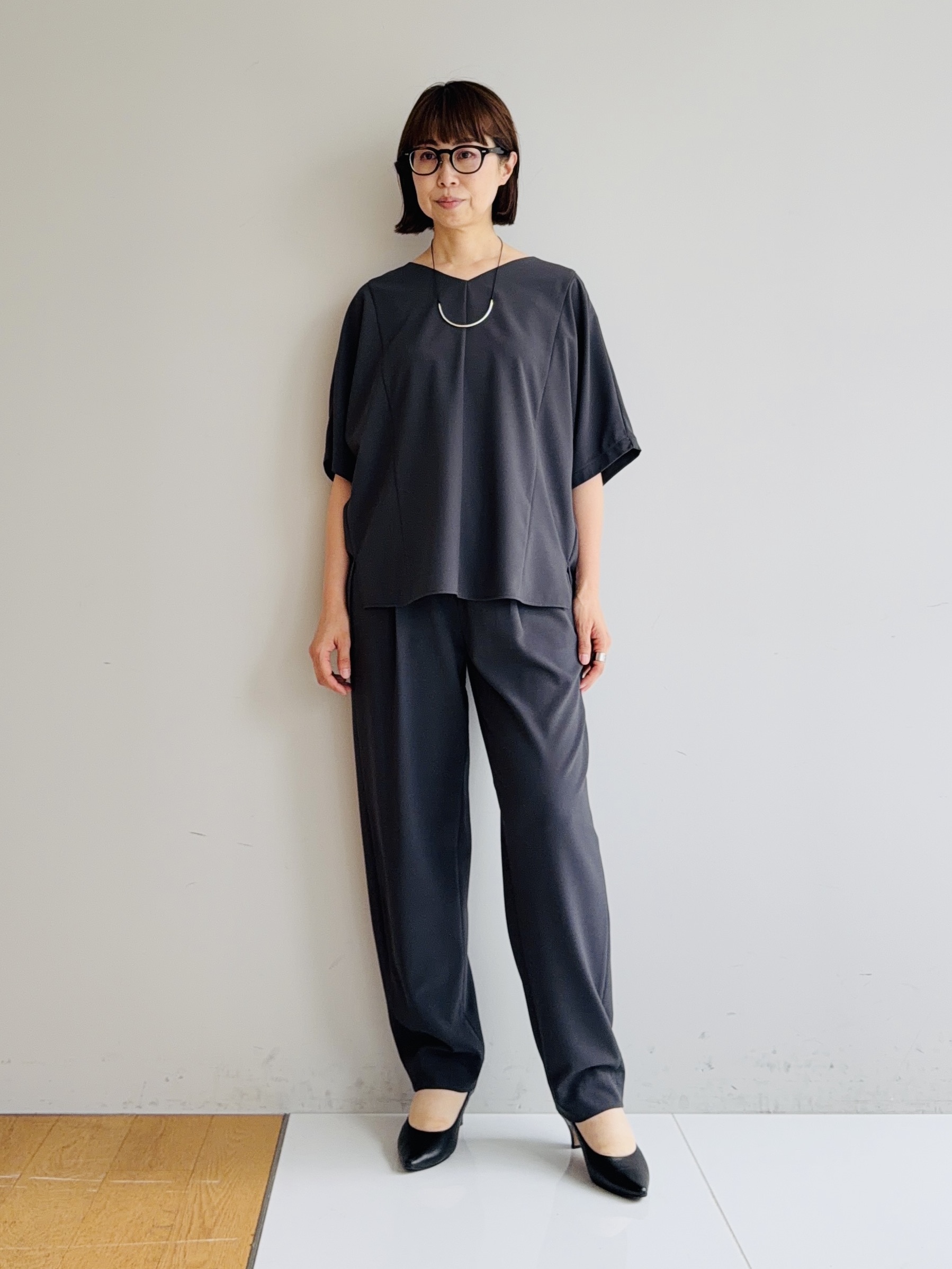 murayamaさんの「INDIVI｜【体型＆二の腕カバー/着る日傘】ドルマントップス」を使ったコーディネート