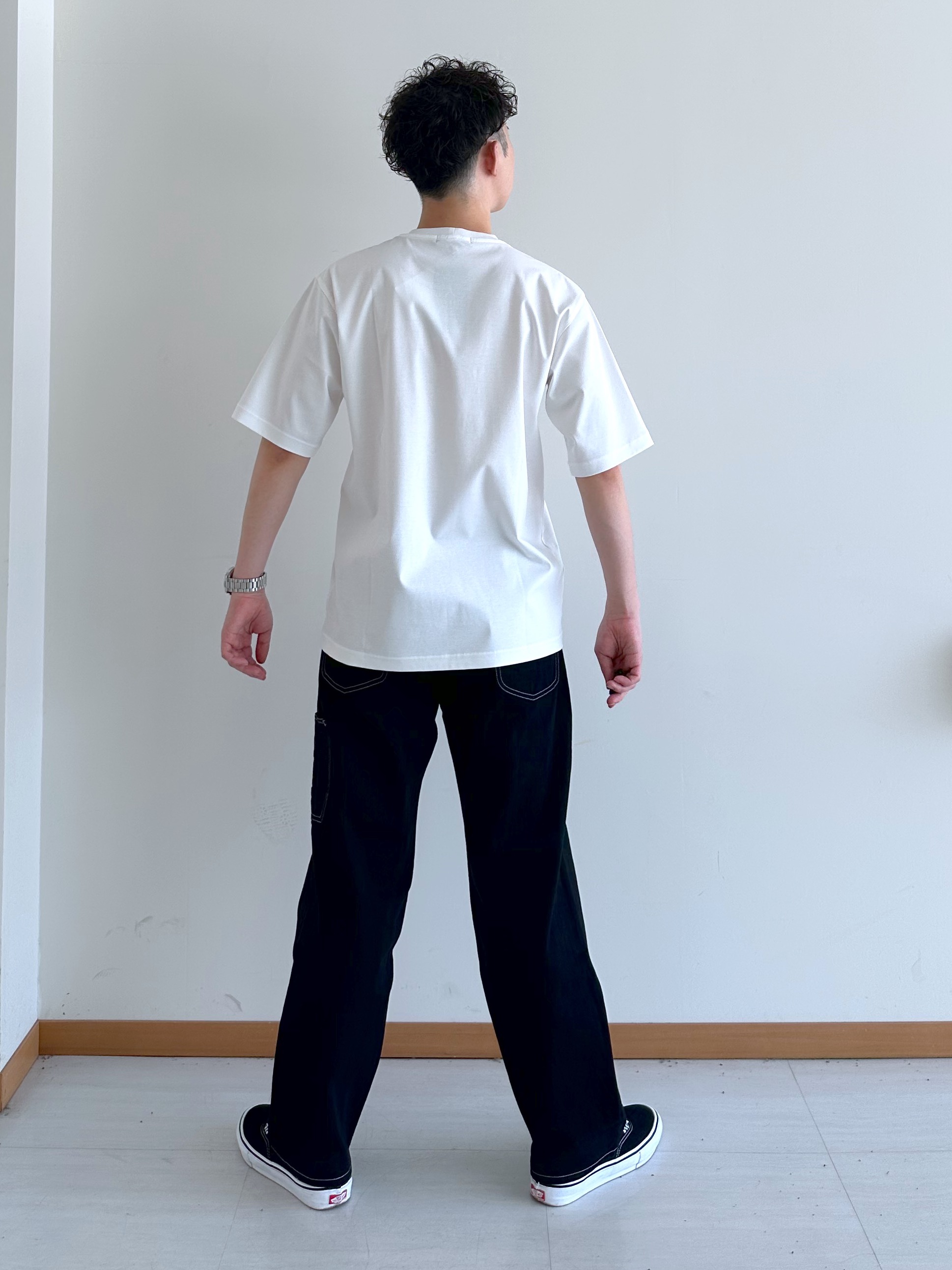 イッシーさんの「TAKEO KIKUCHI｜【BOWLER HAT LABEL】アイスクリアコットン ワンストローク 半袖Tシャツ」を使ったコーディネート