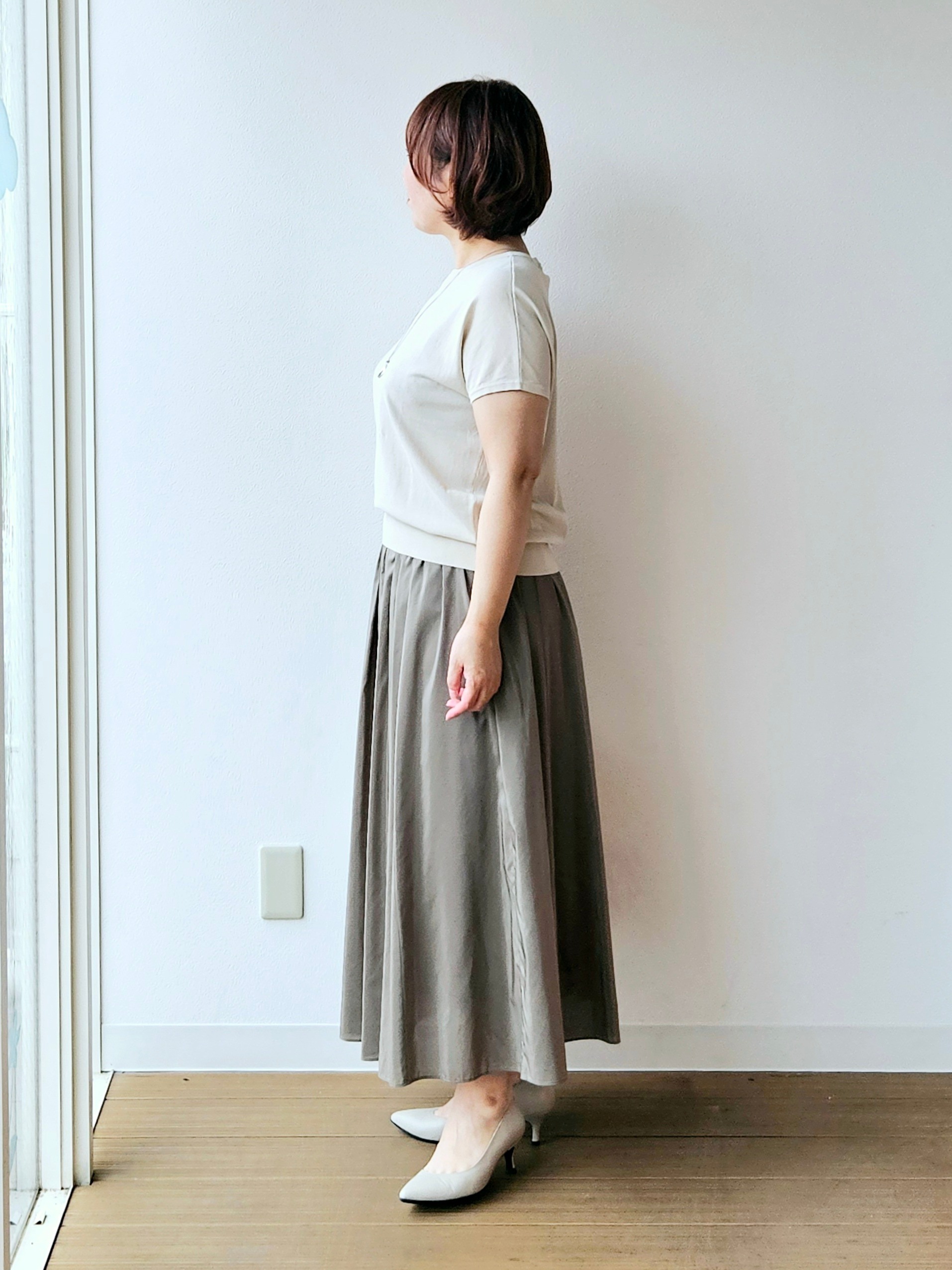 やじまさんの「UNTITLED｜◆【9色展開/アンサンブル可】コットンクルーネックカーディガン」を使ったコーディネート