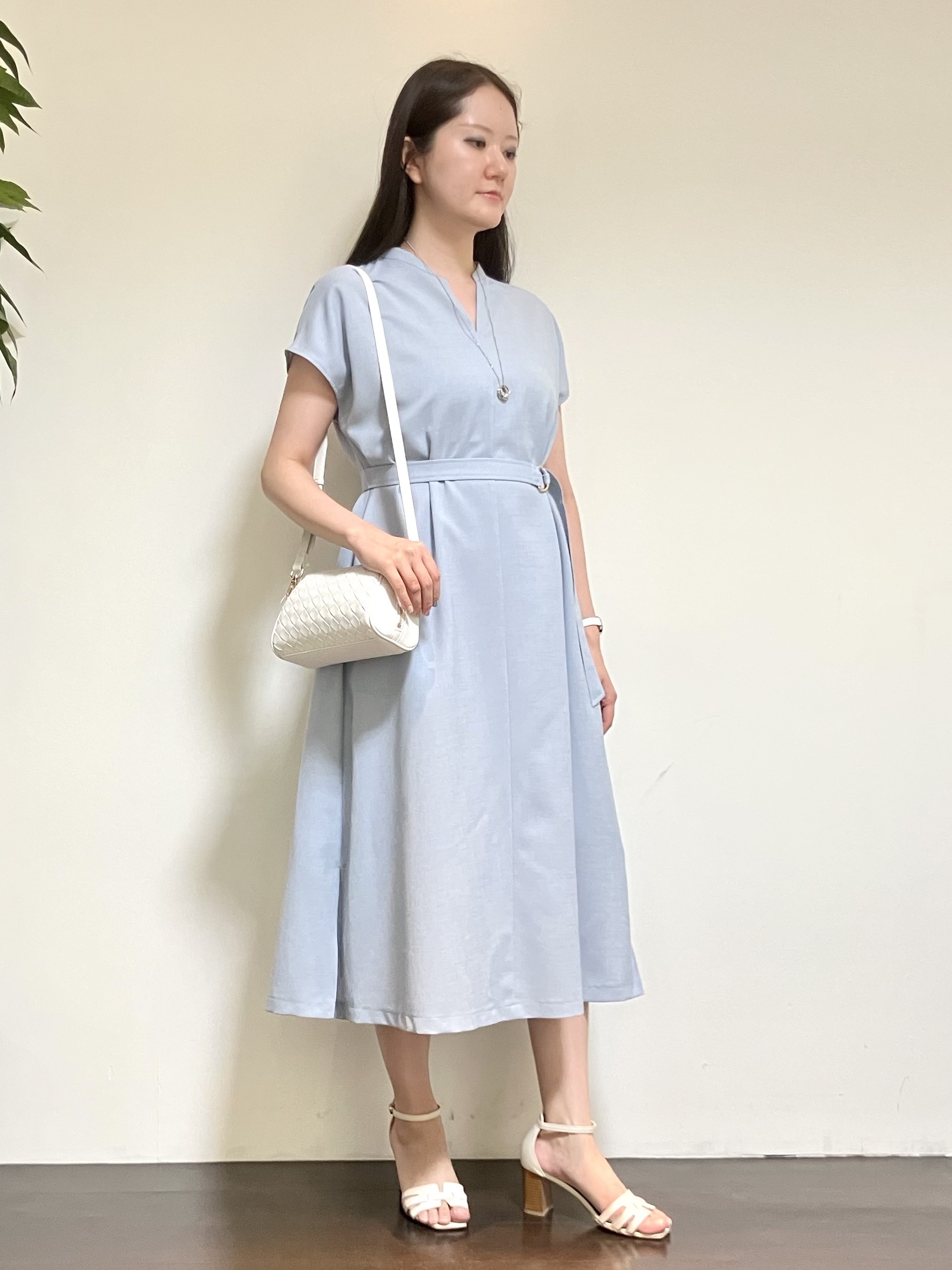 カレンさんの「UNTITLED｜【UV/接触冷感/遮熱/通気性】スラブバンドカラーワンピース」を使ったコーディネート