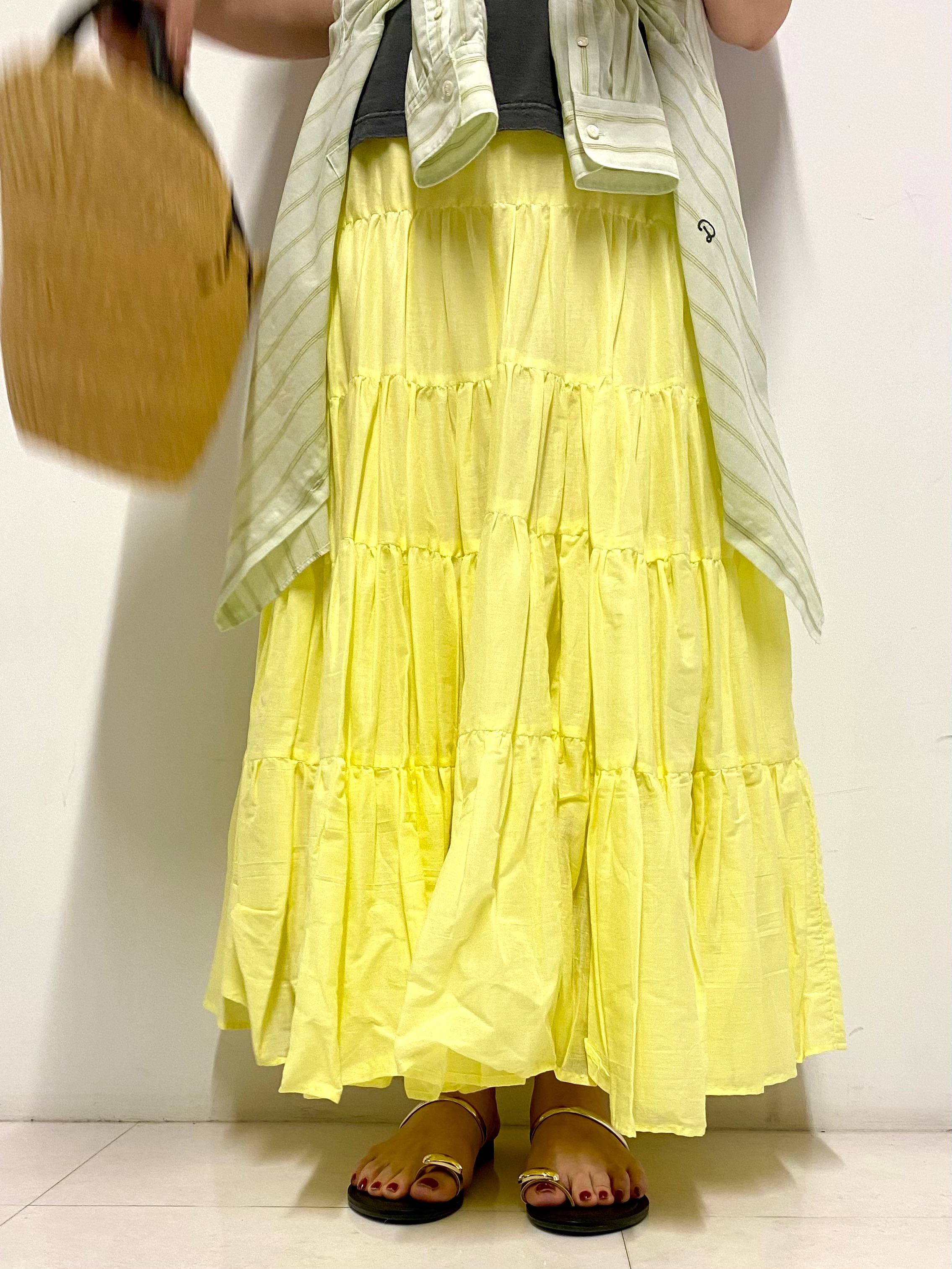 Sawaguchiさんの「DRESSTERIOR｜シアー ストライプシャツ」を使ったコーディネート