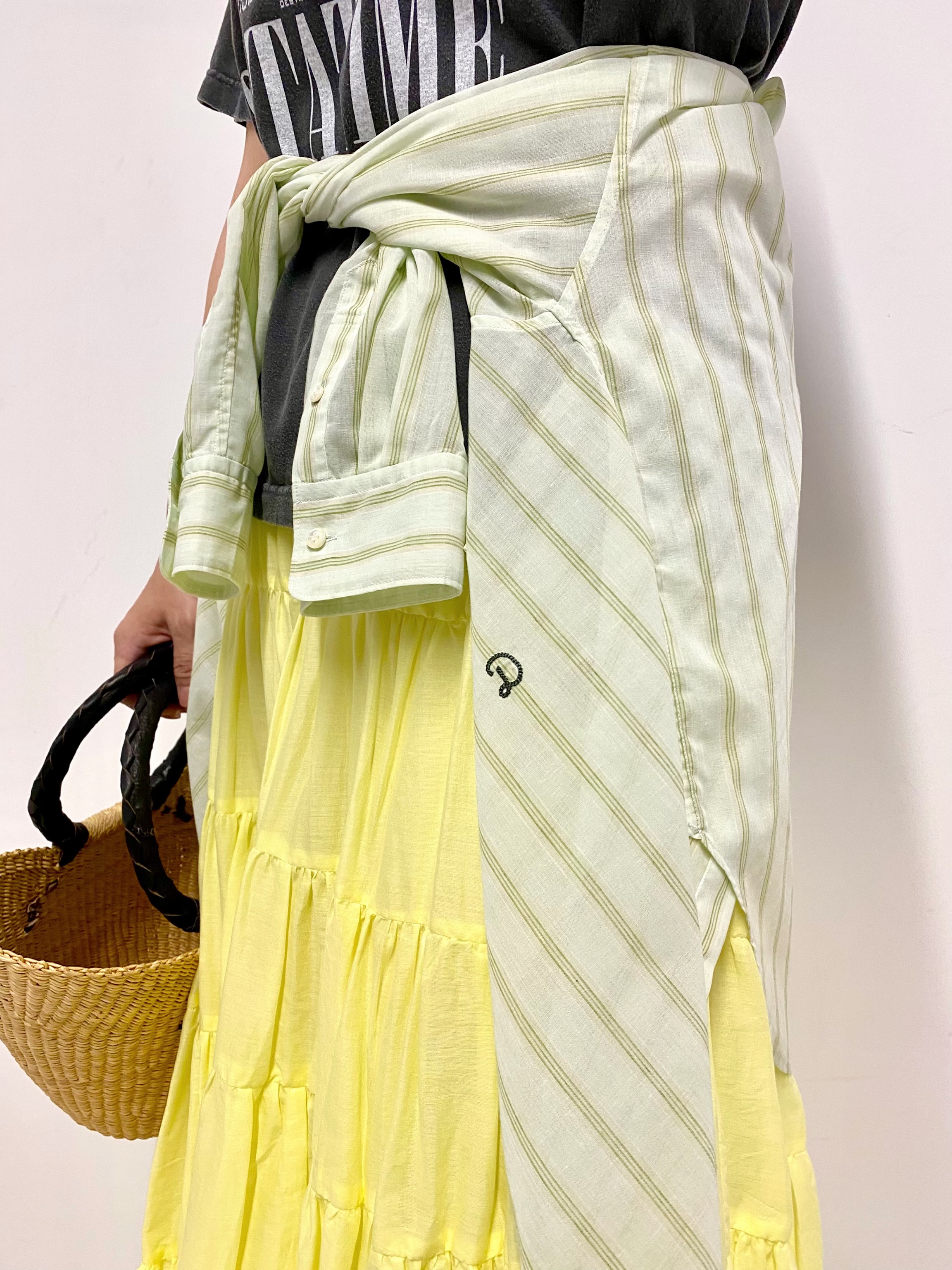 Sawaguchiさんの「DRESSTERIOR｜シアー ストライプシャツ」を使ったコーディネート