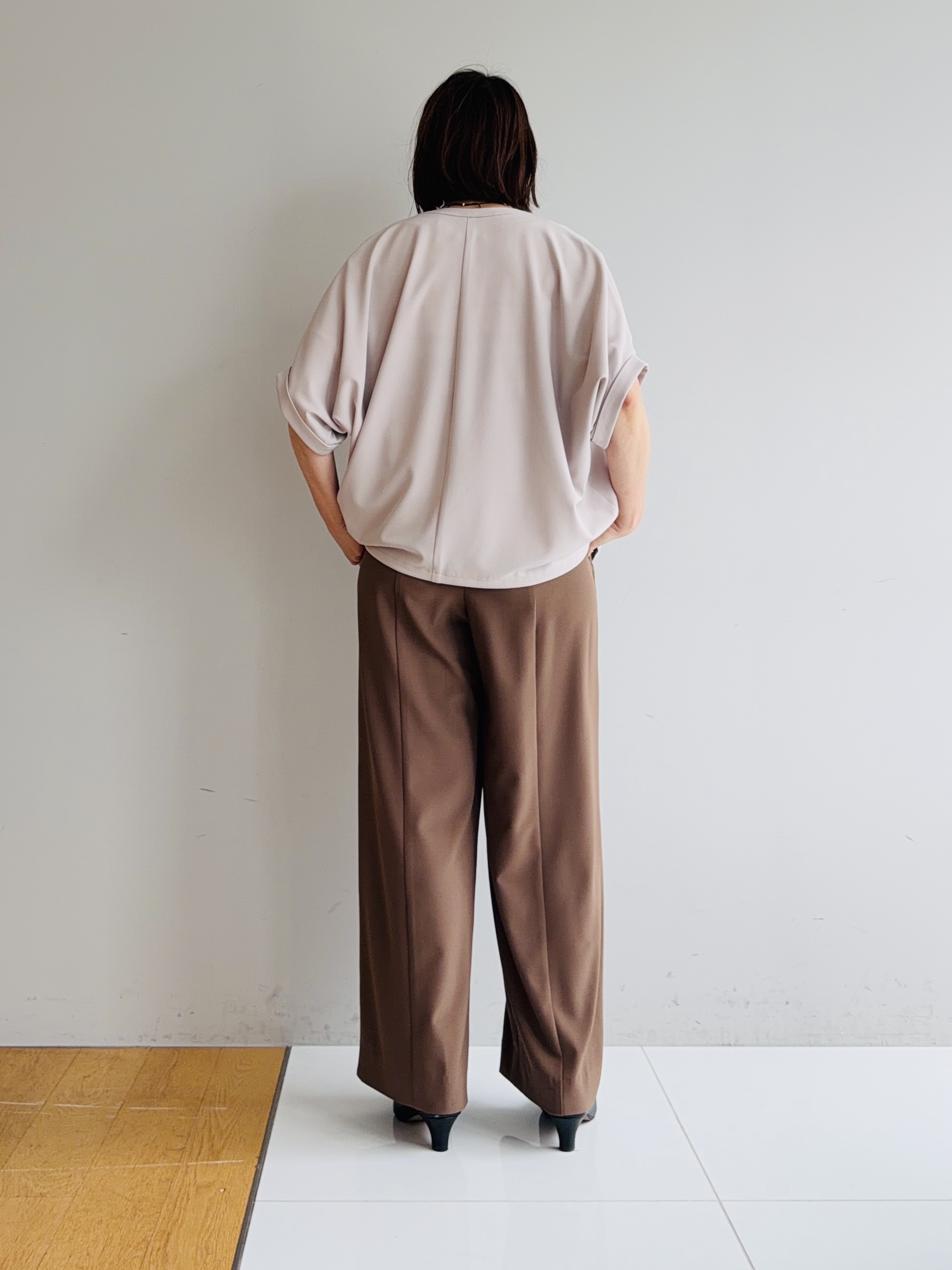 murayamaさんの「INDIVI｜【秋羽織り/着る日傘】ドルマンフォルムブルゾン」を使ったコーディネート