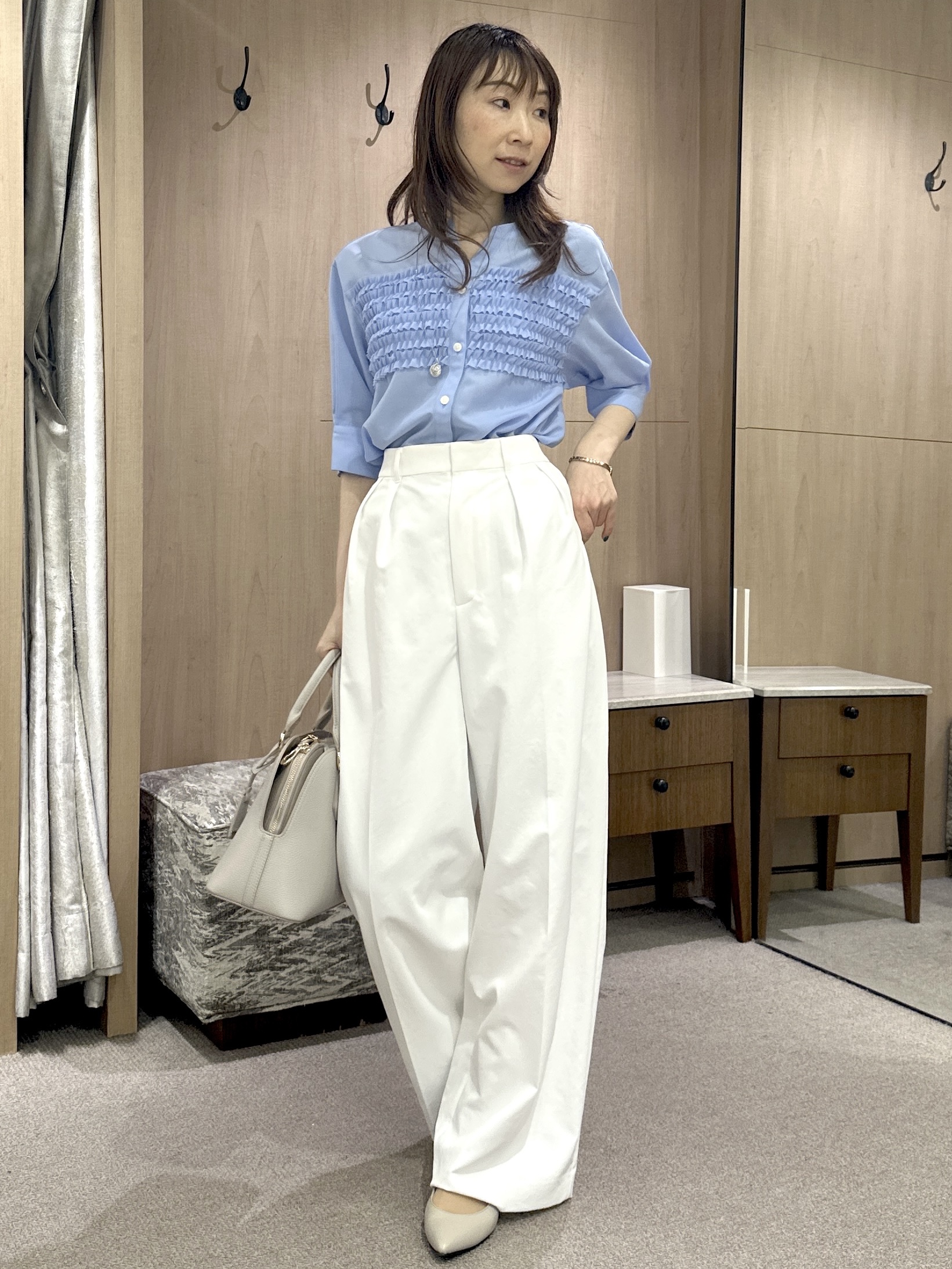 Miwaさんの「UNTITLED｜【接触冷感/通気性/洗える】フロントフリルブラウス」を使ったコーディネート