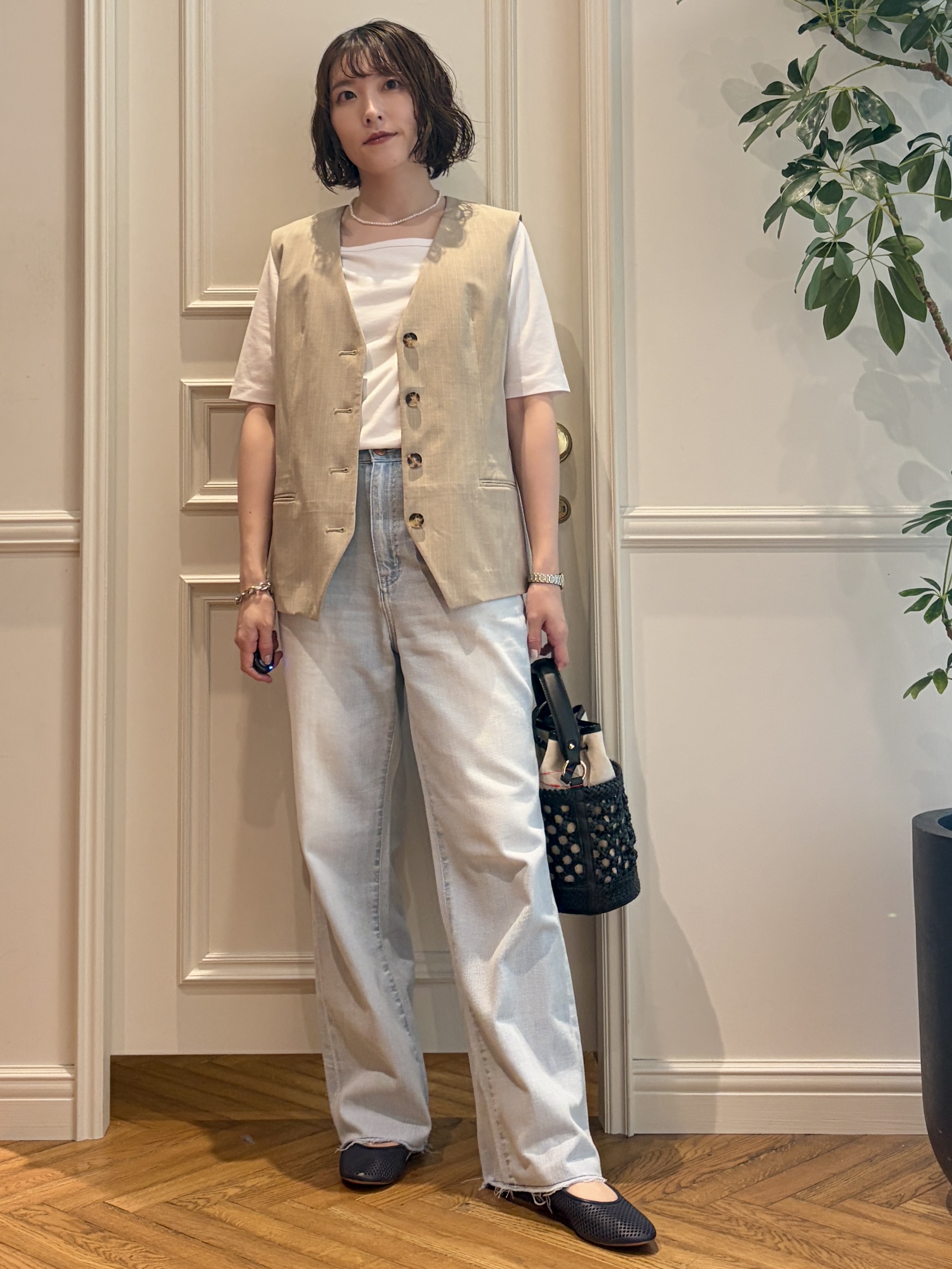 nakaoさんの「DRESSTERIOR｜◆RED CARD TOKYO（レッドカードトーキョー）MANOA イージーデニムパンツ」を使ったコーディネート