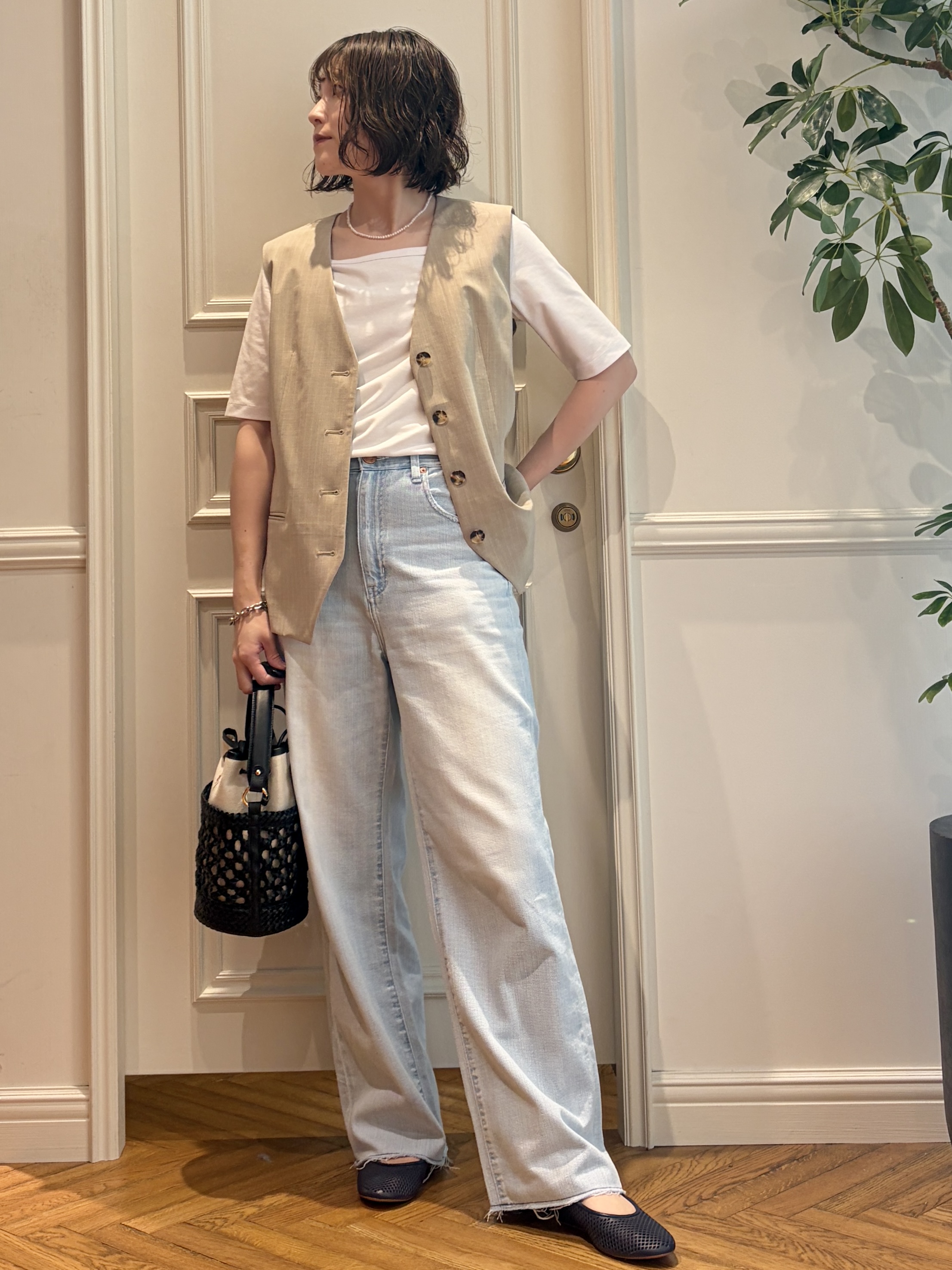 nakaoさんの「DRESSTERIOR｜◆RED CARD TOKYO（レッドカードトーキョー）MANOA イージーデニムパンツ」を使ったコーディネート