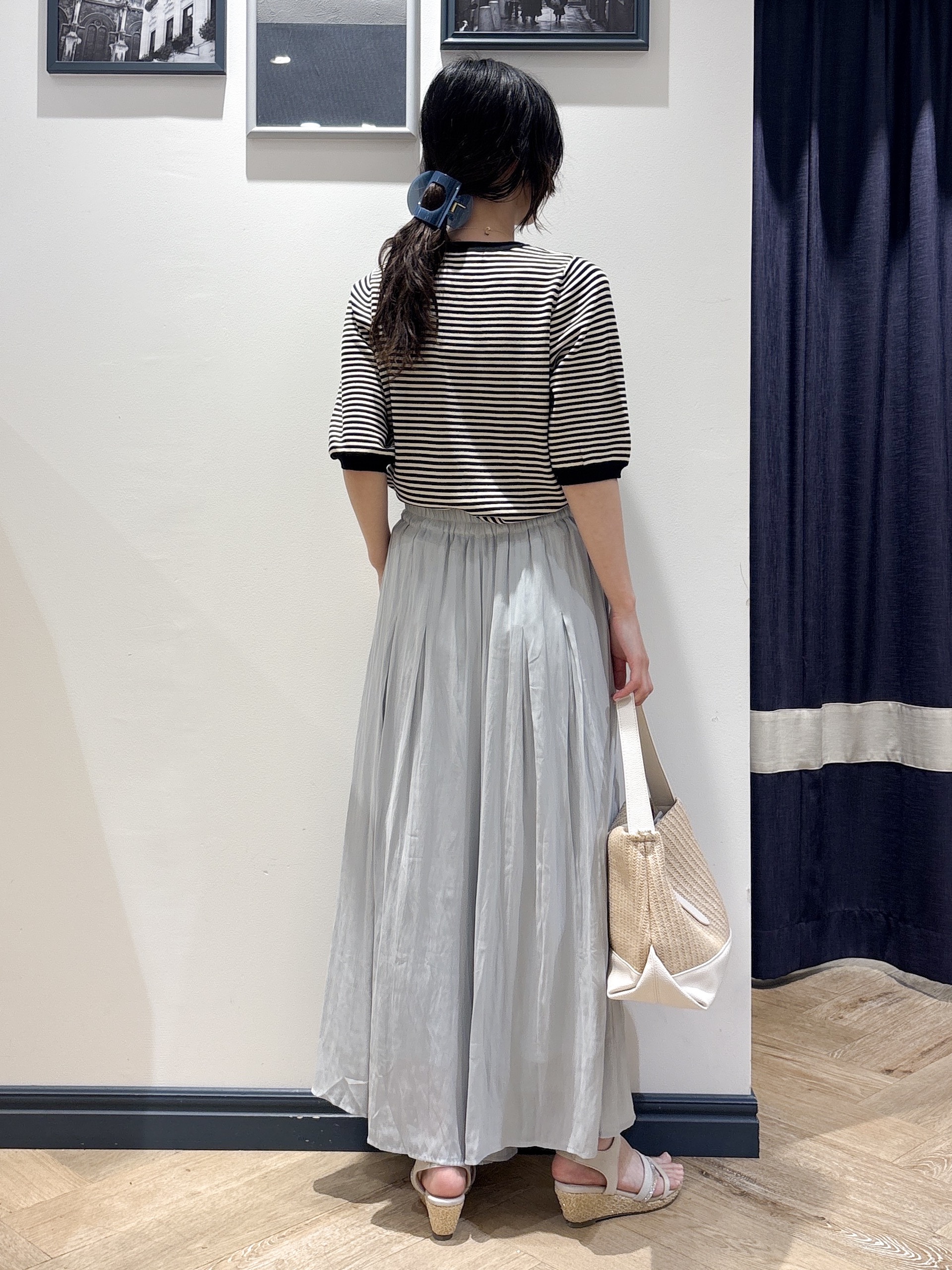 ayakaさんの「grove｜【シリーズ累計36万枚/UVカット・ひんやり・洗濯機OK】やわらかドライタッチ 五分袖クルーネックニ」を使ったコーディネート