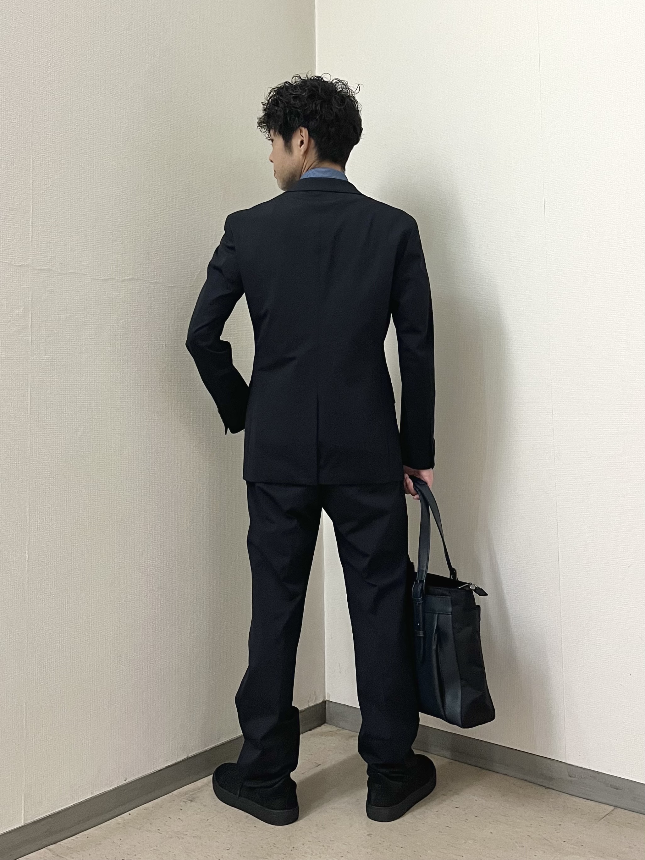 URAさんの「TAKEO KIKUCHI｜【360&deg;ストレッチ／軽量】None Of Stress ライト ジャケット（セットアップ対応）」を使ったコーディネート