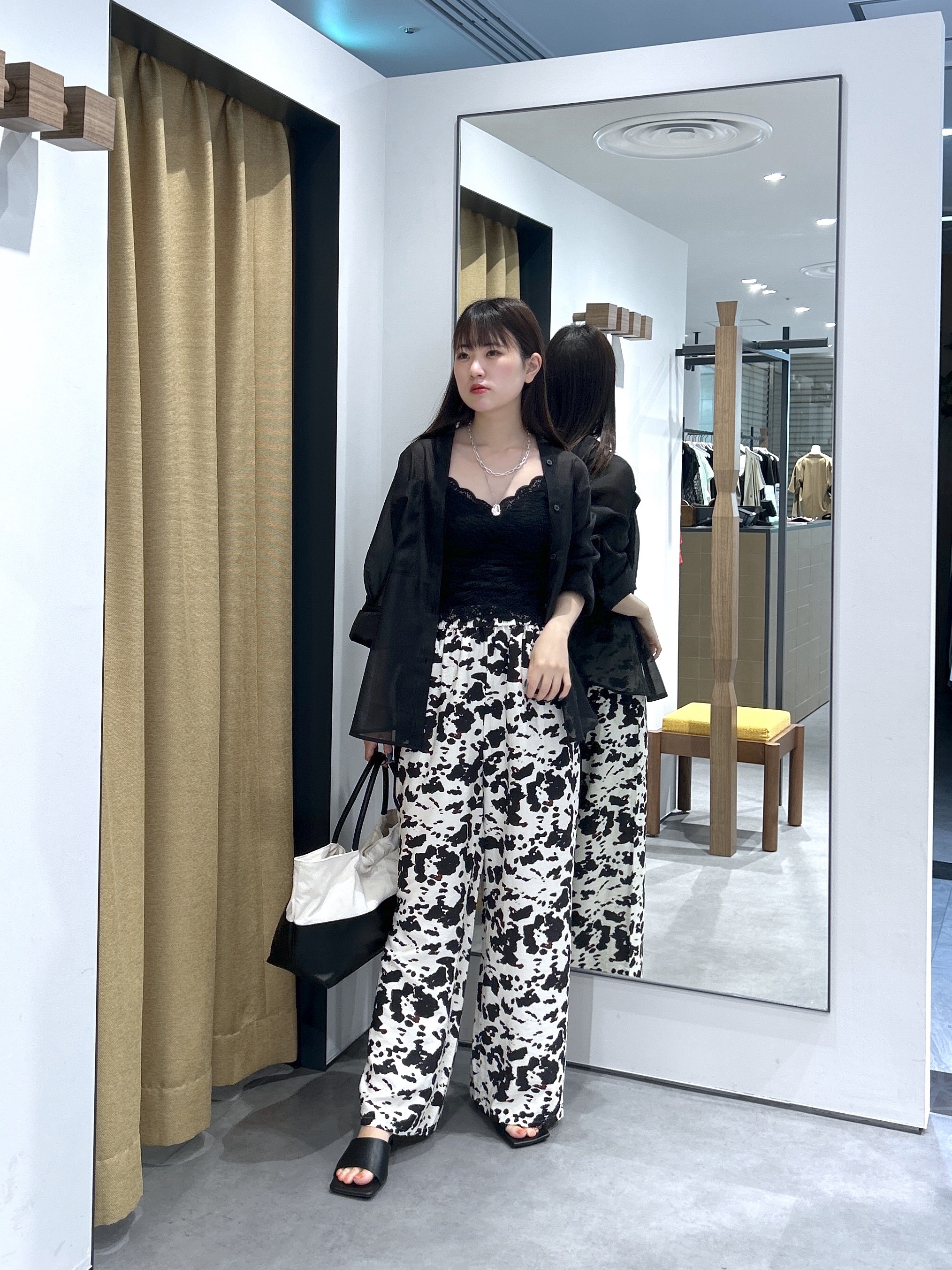 Renoさんの「INDIVI｜【接触冷感】シアーコクーンブラウス」を使ったコーディネート