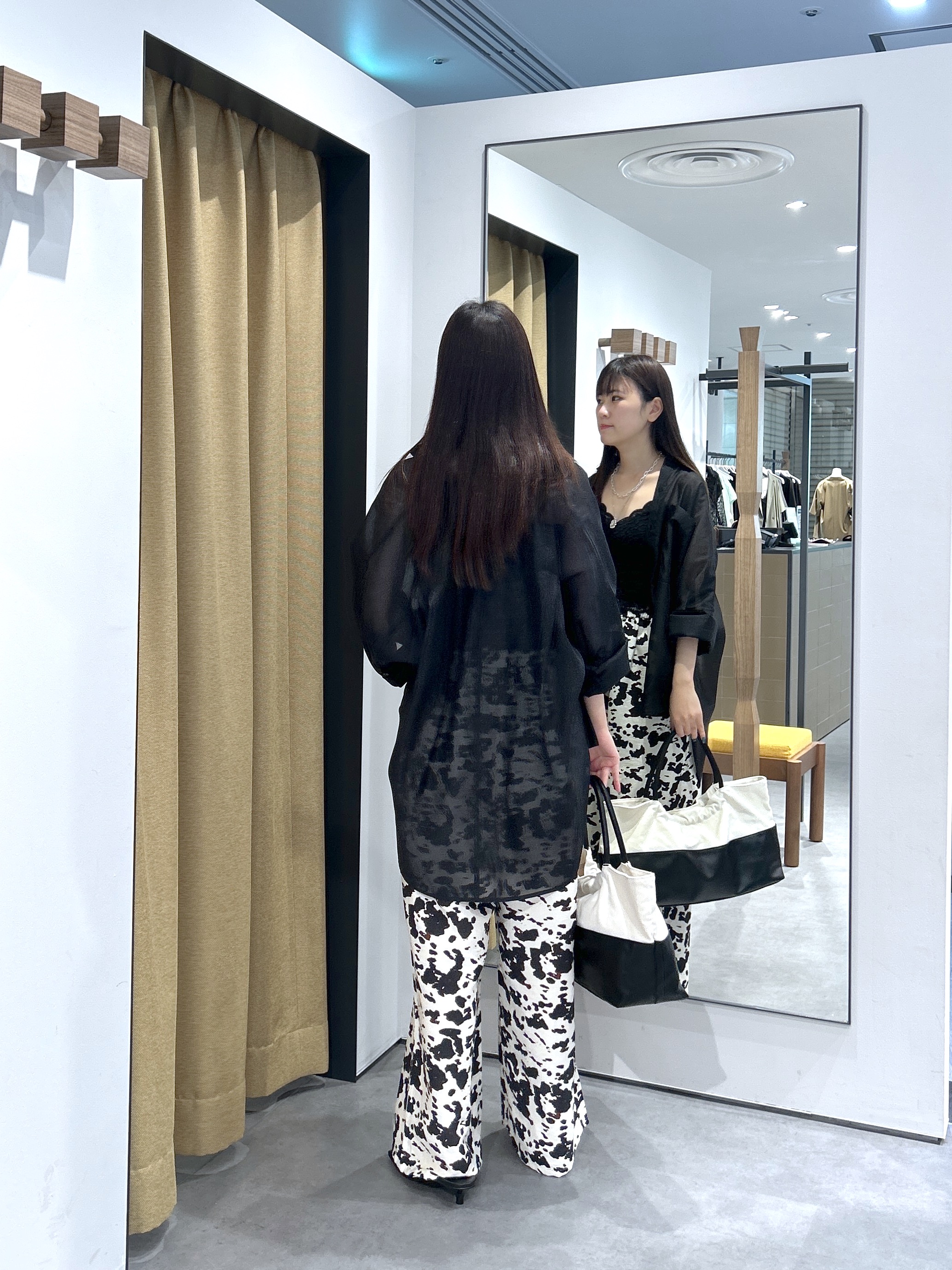 Renoさんの「INDIVI｜【接触冷感】シアーコクーンブラウス」を使ったコーディネート