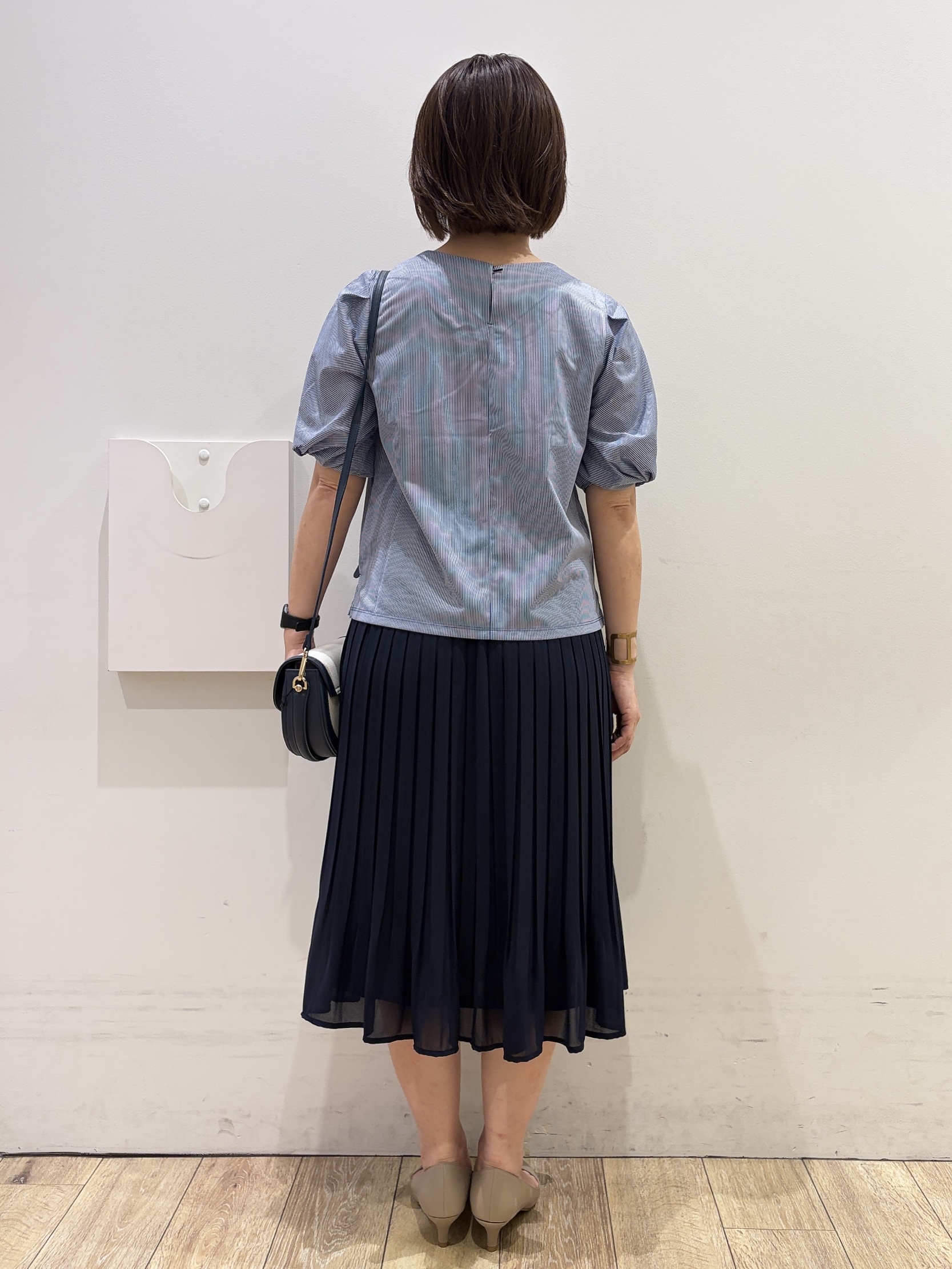 YUKOさんの「index｜【接触冷感／吸水速乾】ノーカラージャケット／セットアップ対応可《洗える／防シワ／ストレッチ》」を使ったコーディネート