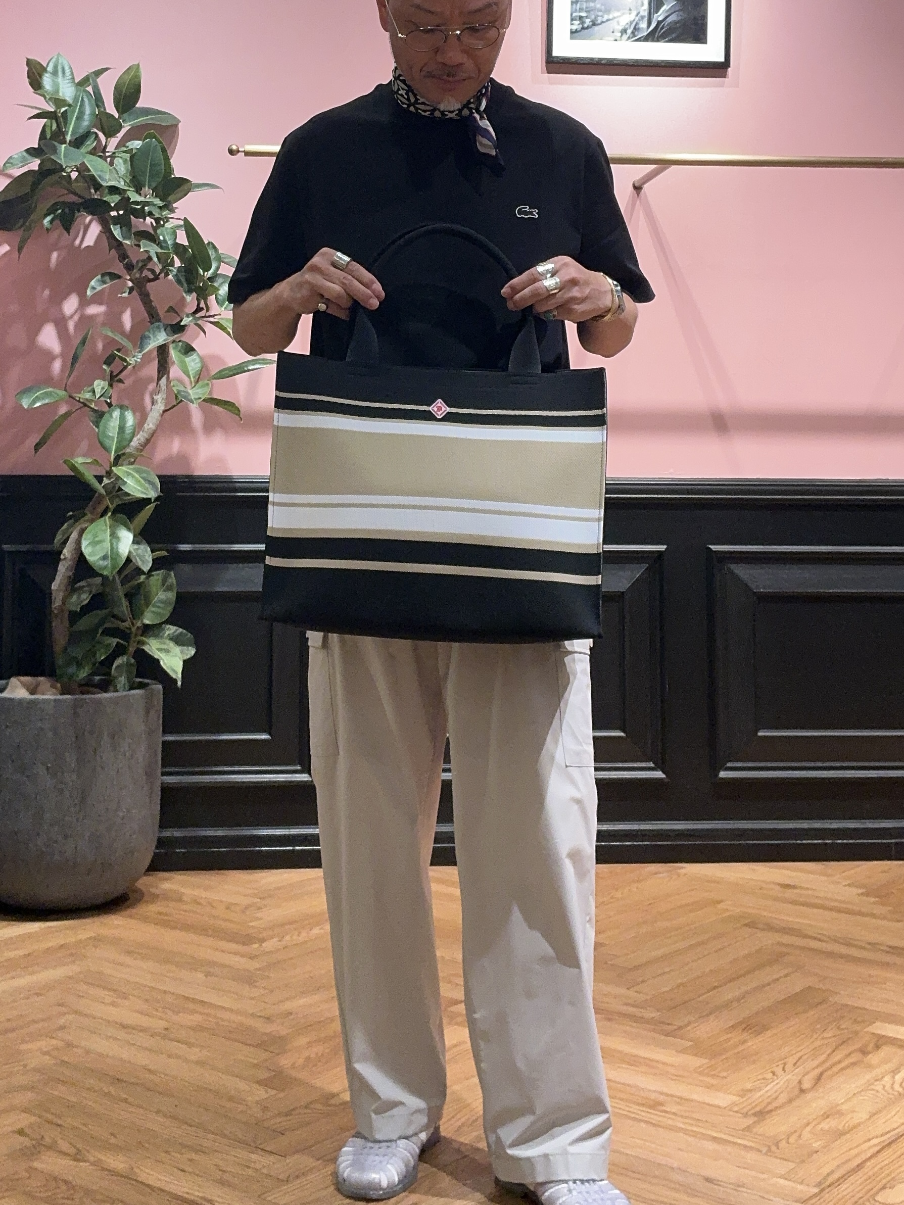 torigoeさんの「DRESSTERIOR｜◆【セットアップ可/ウォッシャブル】SOLOTEX ストレッチパンツ」を使ったコーディネート