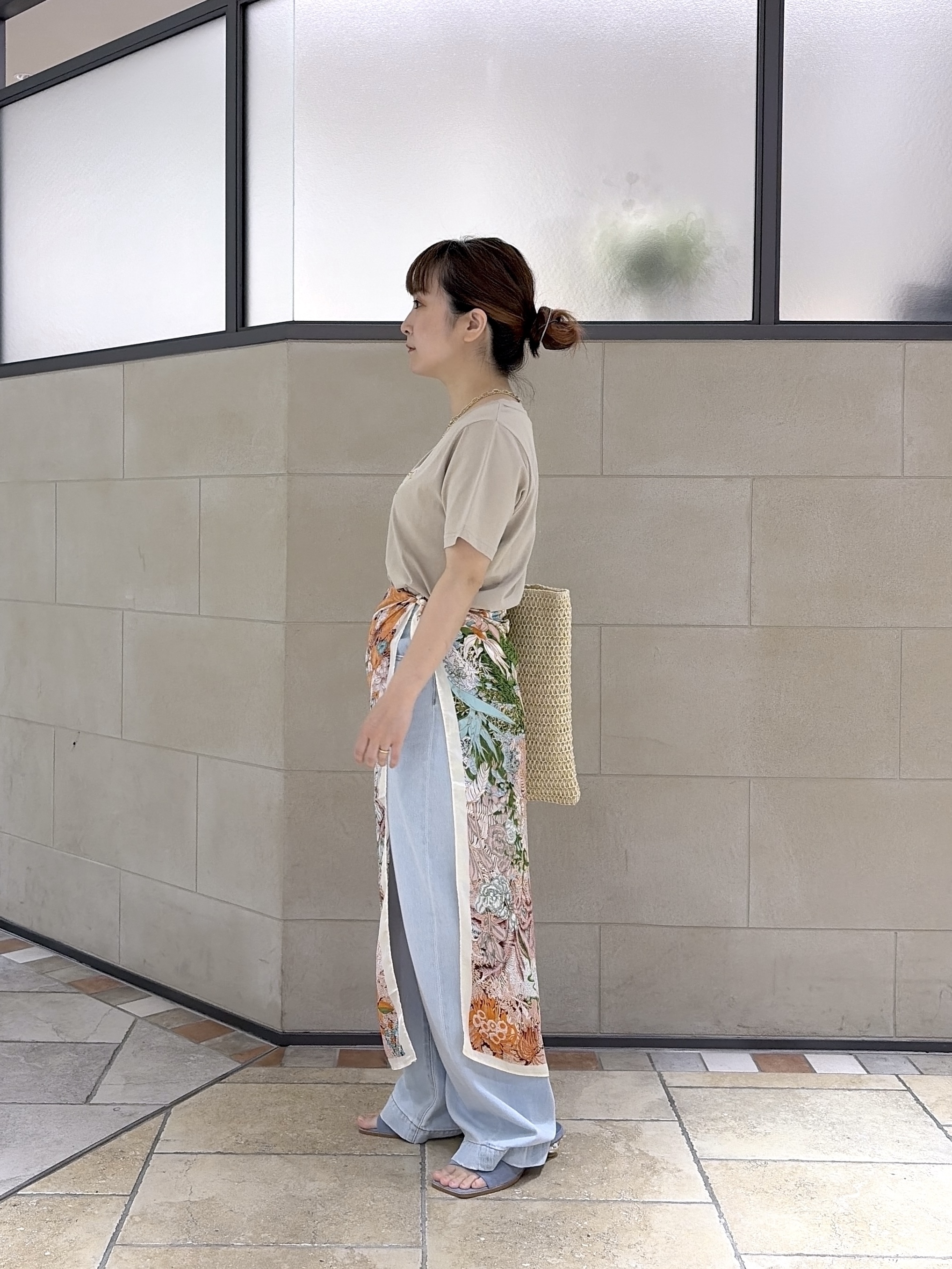 よねさんの「INDIVI｜3DプリントロゴTシャツ【再入荷】」を使ったコーディネート
