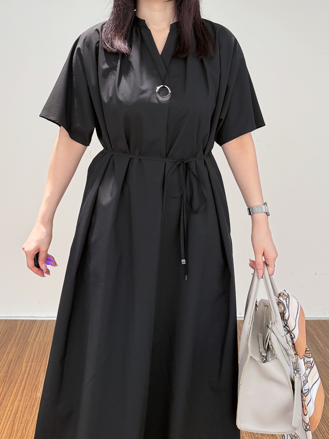 emikaさんの「INDIVI｜【撥水／UVカット】ベルト付きワンピース」を使ったコーディネート