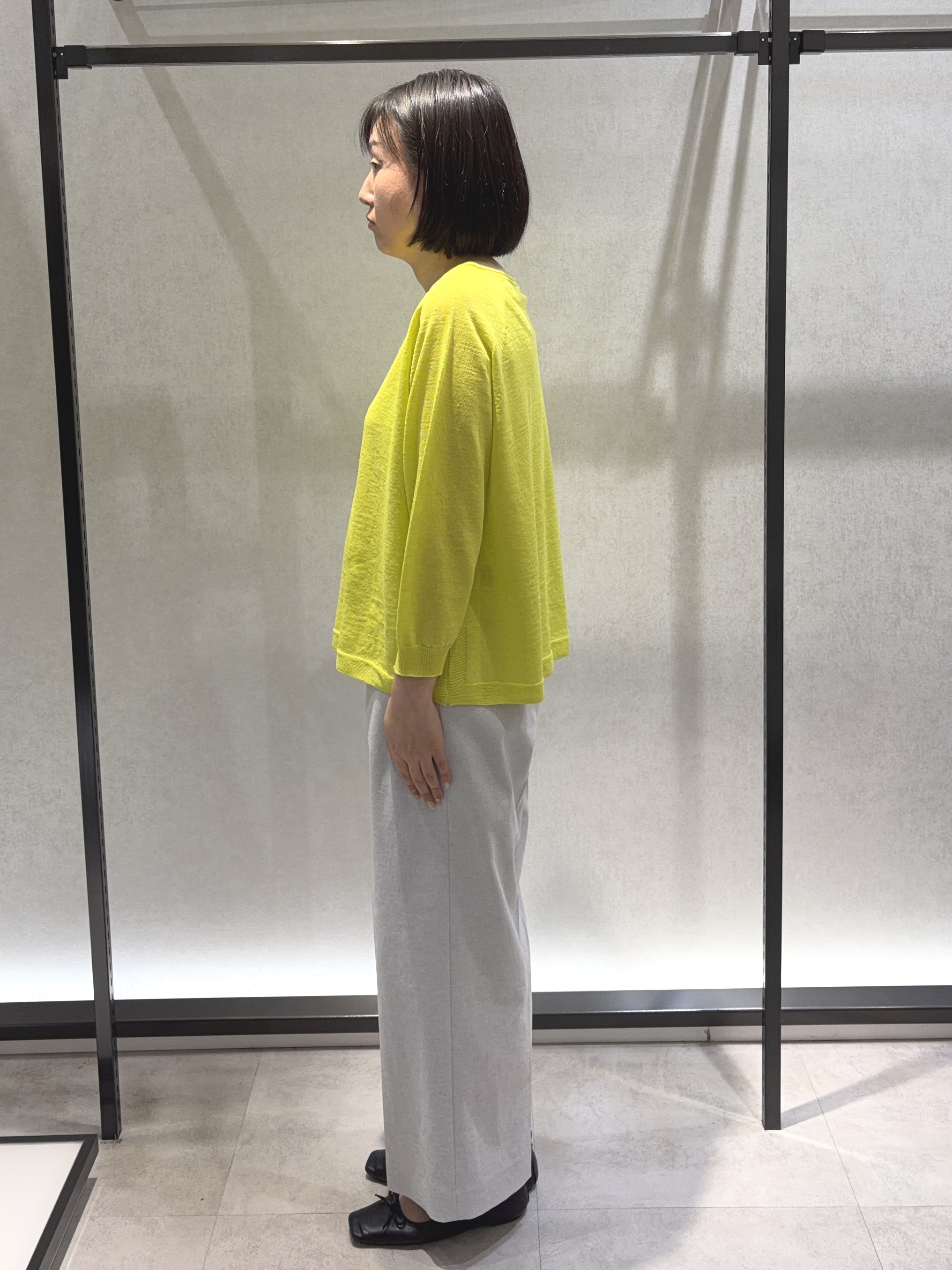 わたなべさんの「UNTITLED｜【ゆったり/リラクシー】リネンボートネックプルオーバー」を使ったコーディネート