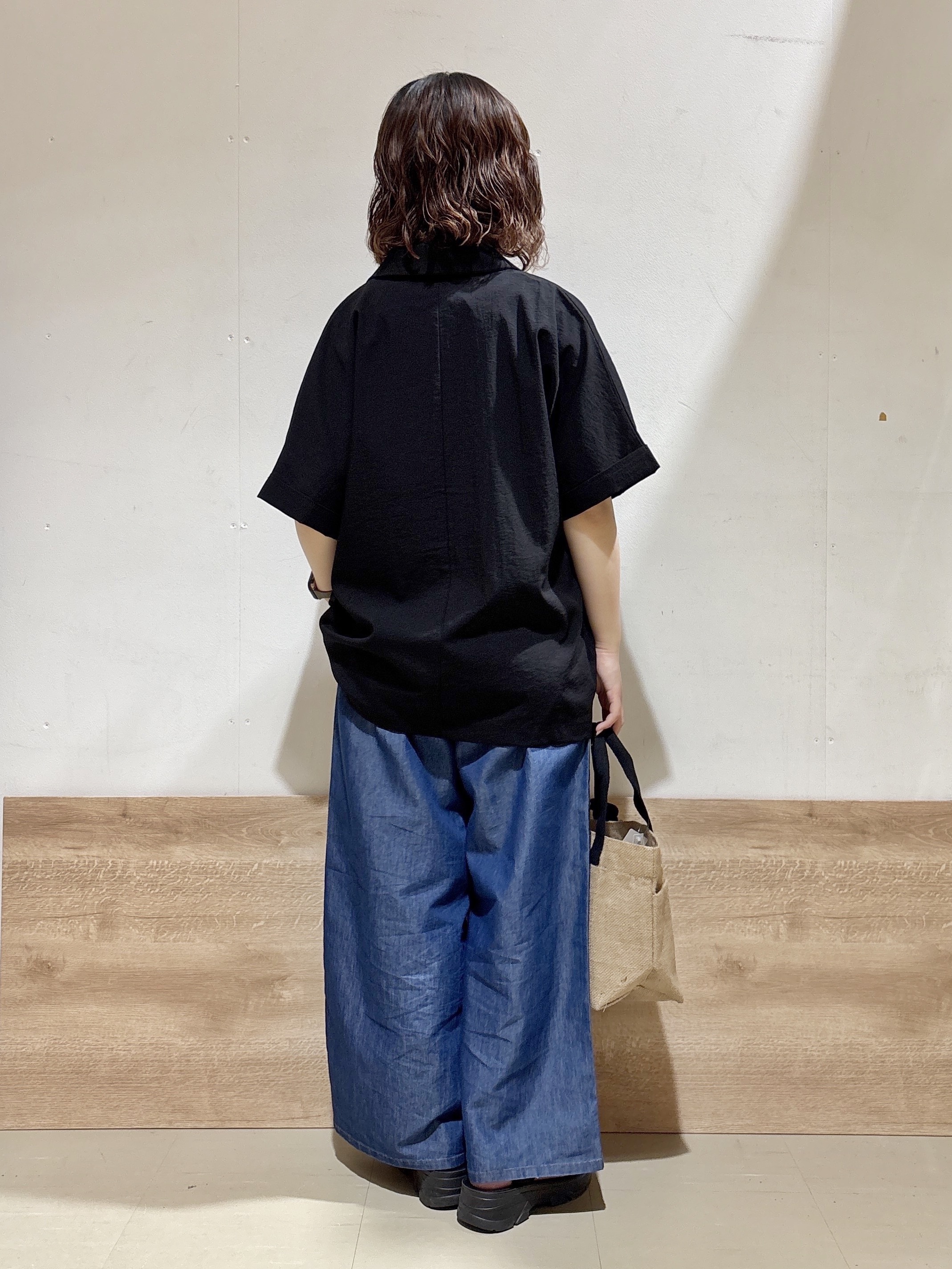 るねさんの「SHOO･LA･RUE｜【高レビュー/洗濯機可/セットアップ可】軽凛(かろりん) 半袖ジャケット」を使ったコーディネート