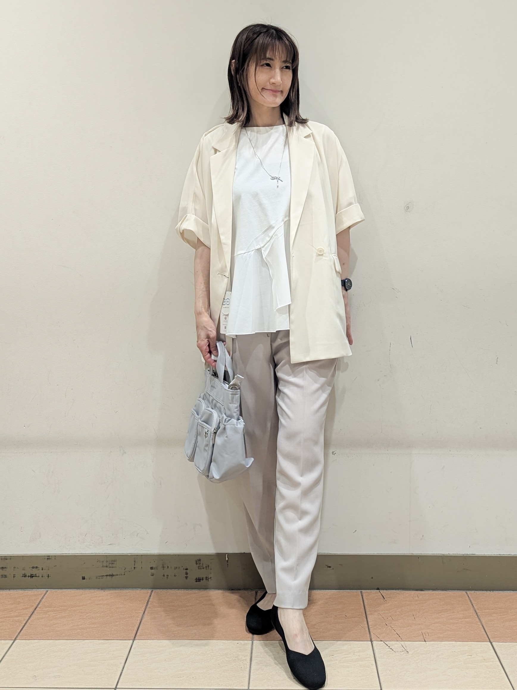 Miさんの「OPAQUE.CLIP｜ペプラムドッキングカットソー【洗濯機OK】」を使ったコーディネート