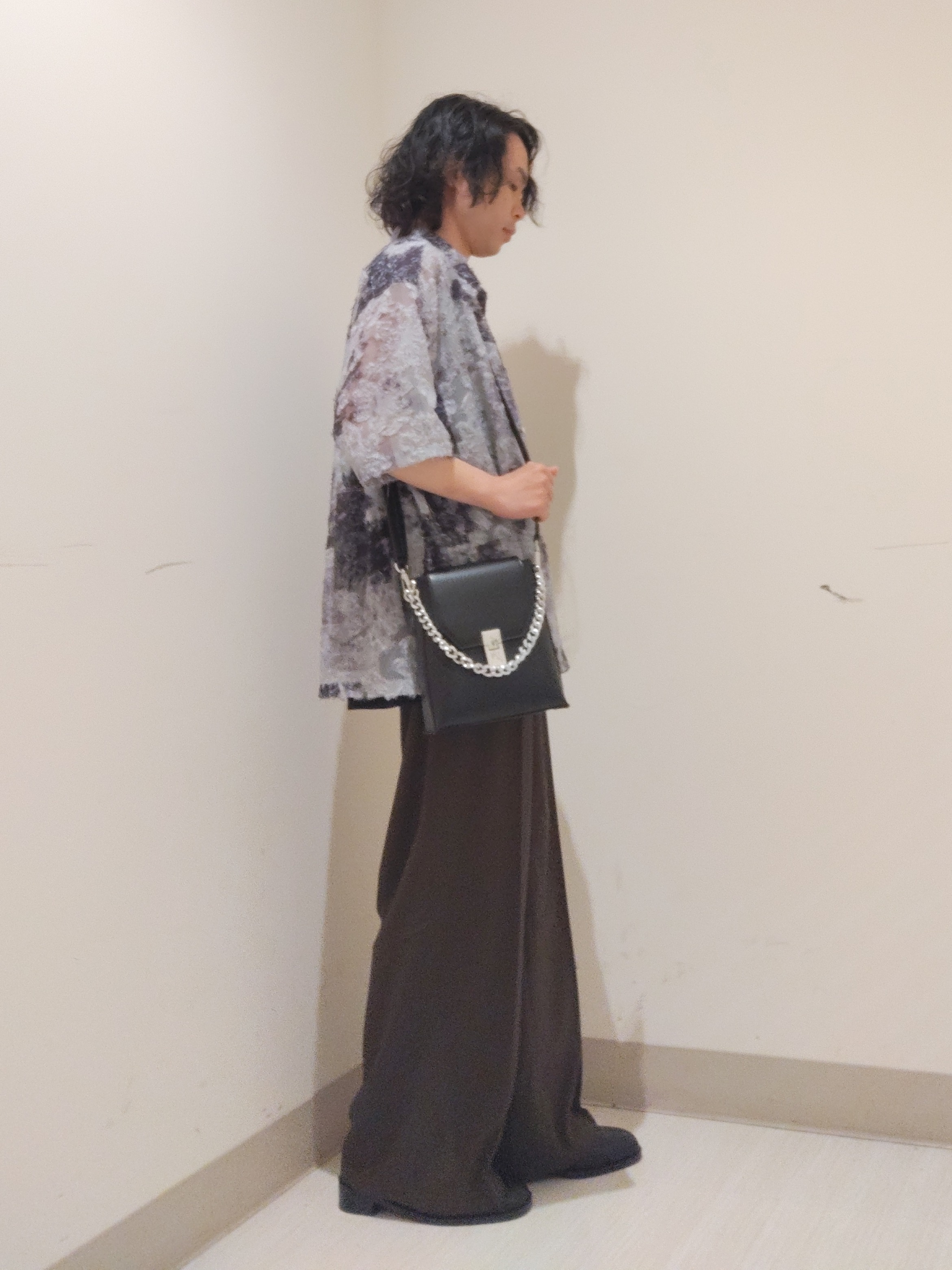 NAKANOさんの「tk.TAKEO KIKUCHI｜【26SSトレンドデザイン】フリンジシアープリントシャツ/透け感/シアー/フリンジ/26SSイチオシ」を使ったコーディネート