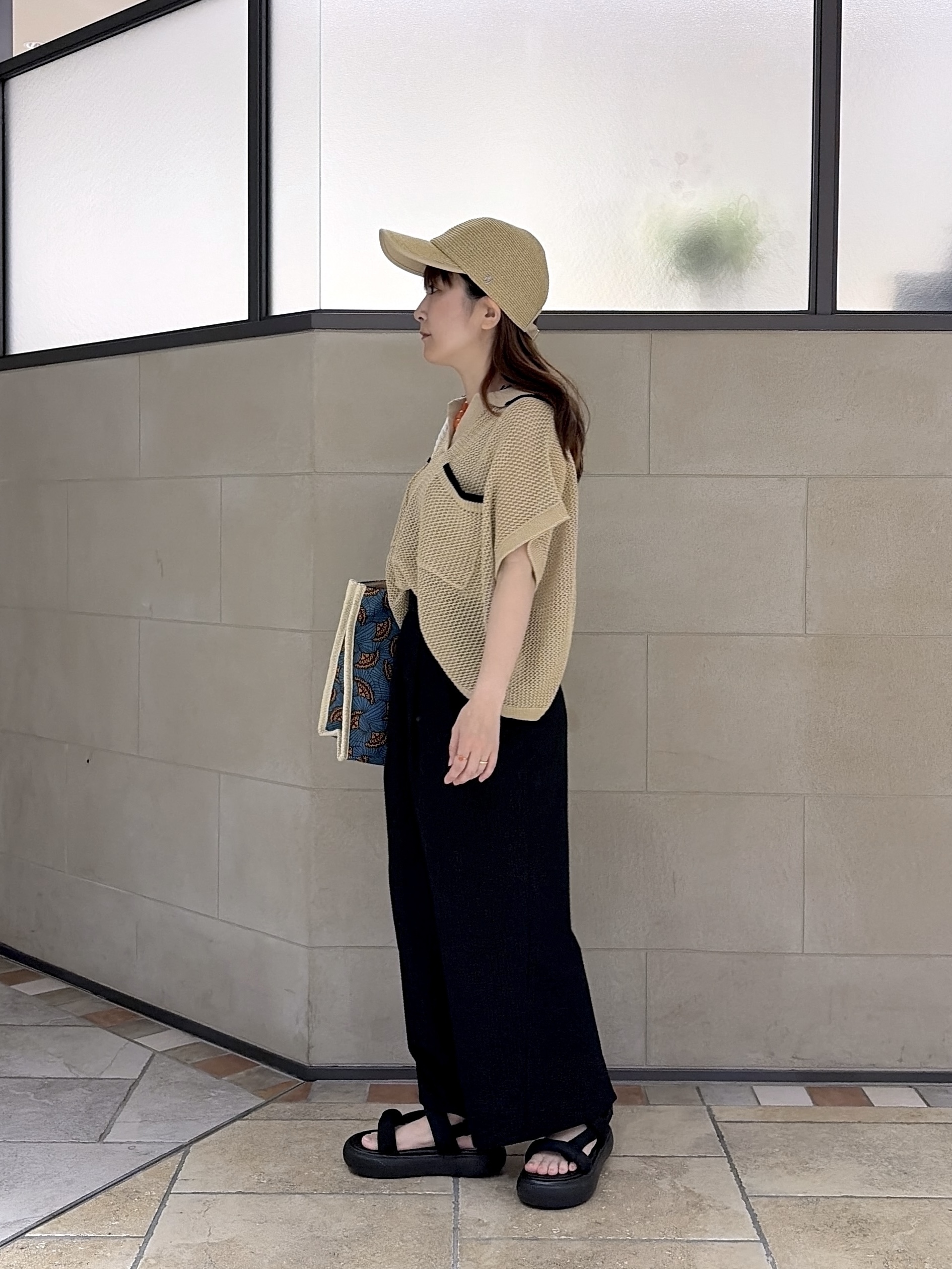 よねさんの「INDIVI｜メッシュポロドルマンニット」を使ったコーディネート