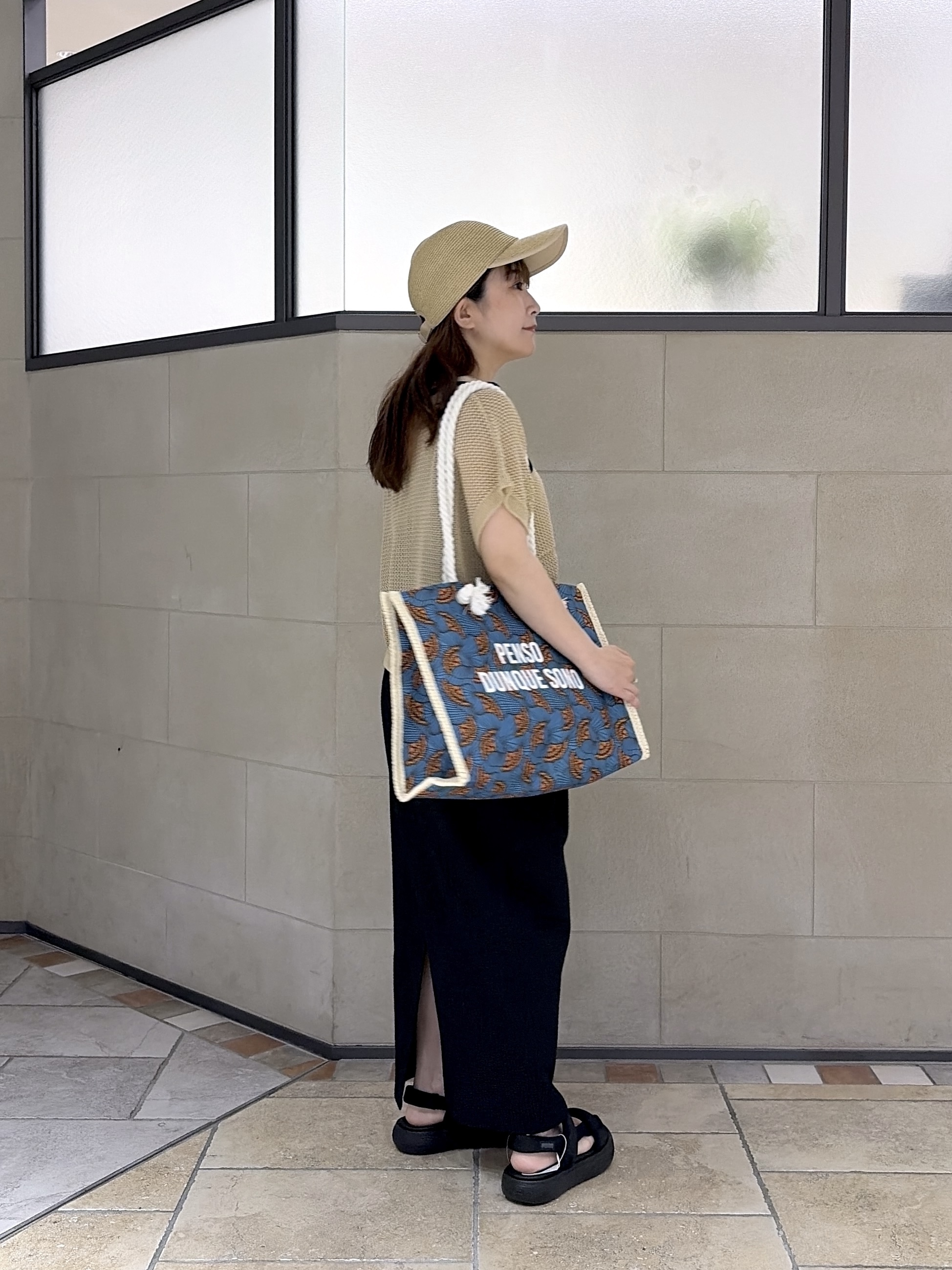 よねさんの「INDIVI｜メッシュポロドルマンニット」を使ったコーディネート