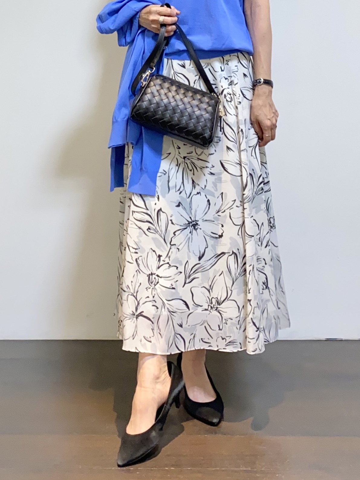 tomoさんの「UNTITLED｜◆【9色展開/アンサンブル可】コットンクルーネックカーディガン」を使ったコーディネート