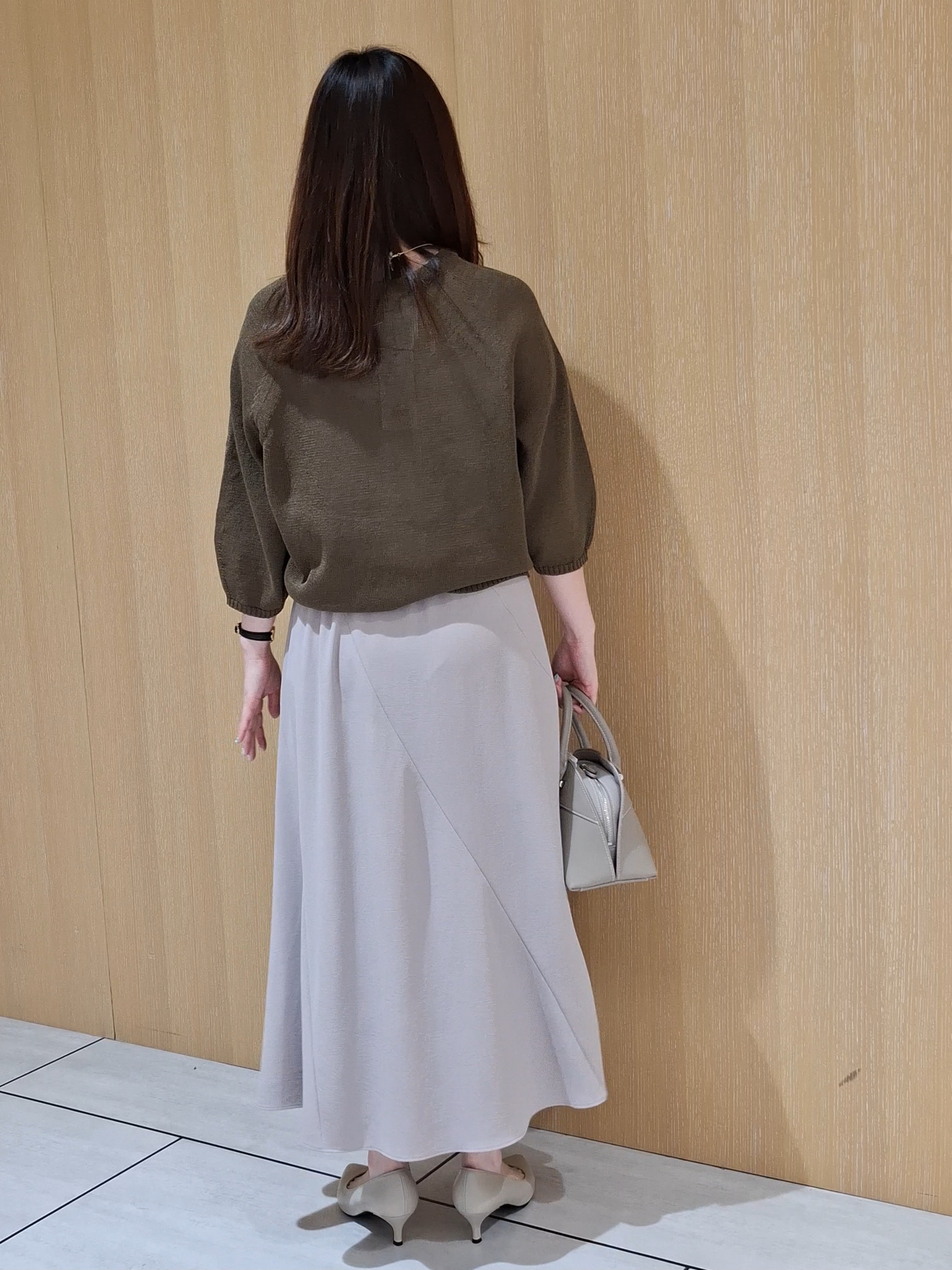 YuKaRiさんの「UNTITLED｜【洗える/ゆったり】クルーネックドライニット」を使ったコーディネート