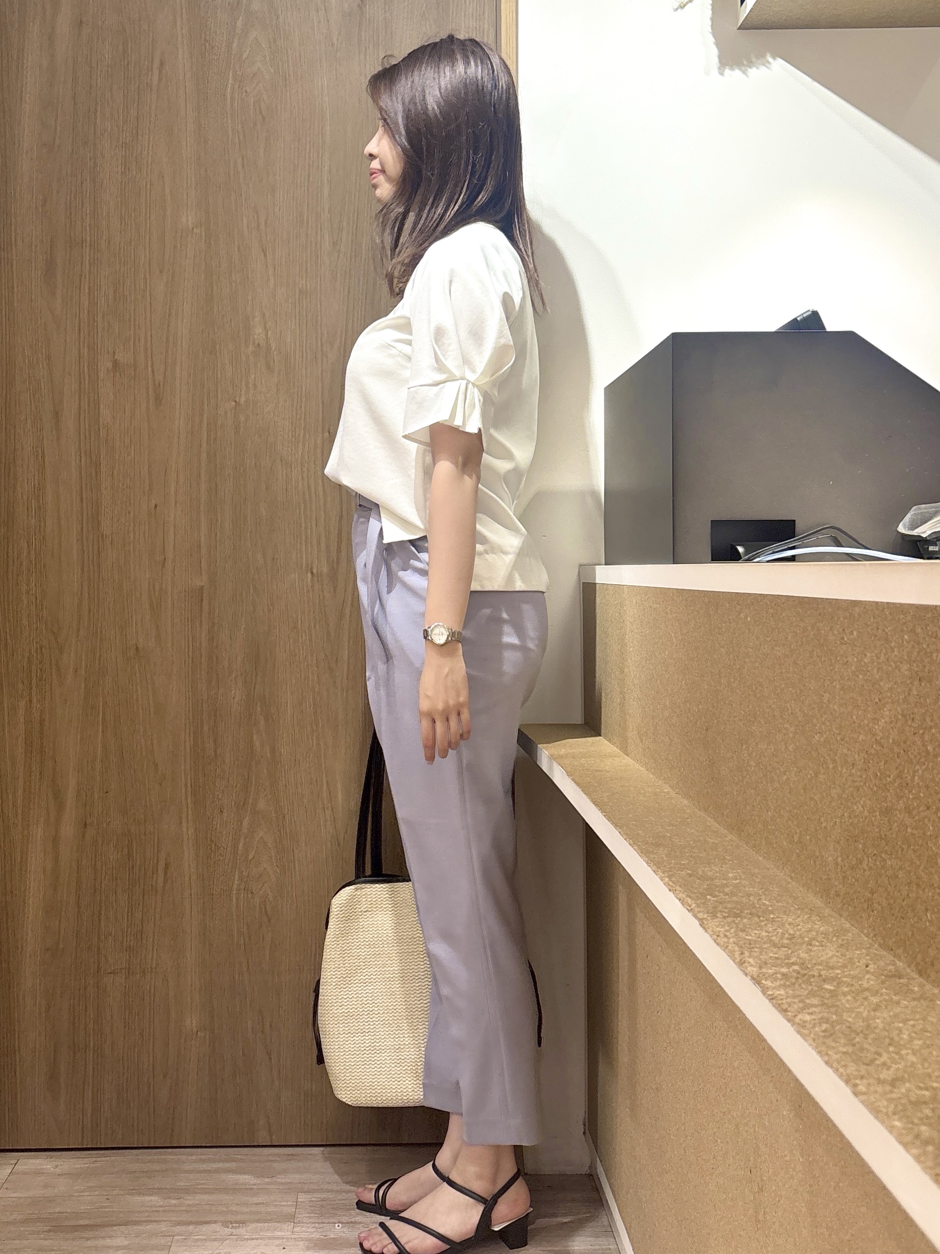 このかさんの「index｜【接触冷感／吸水速乾】タックパフスリーブブラウス《防シワ／洗濯機OK／XS～3L／8col》」を使ったコーディネート