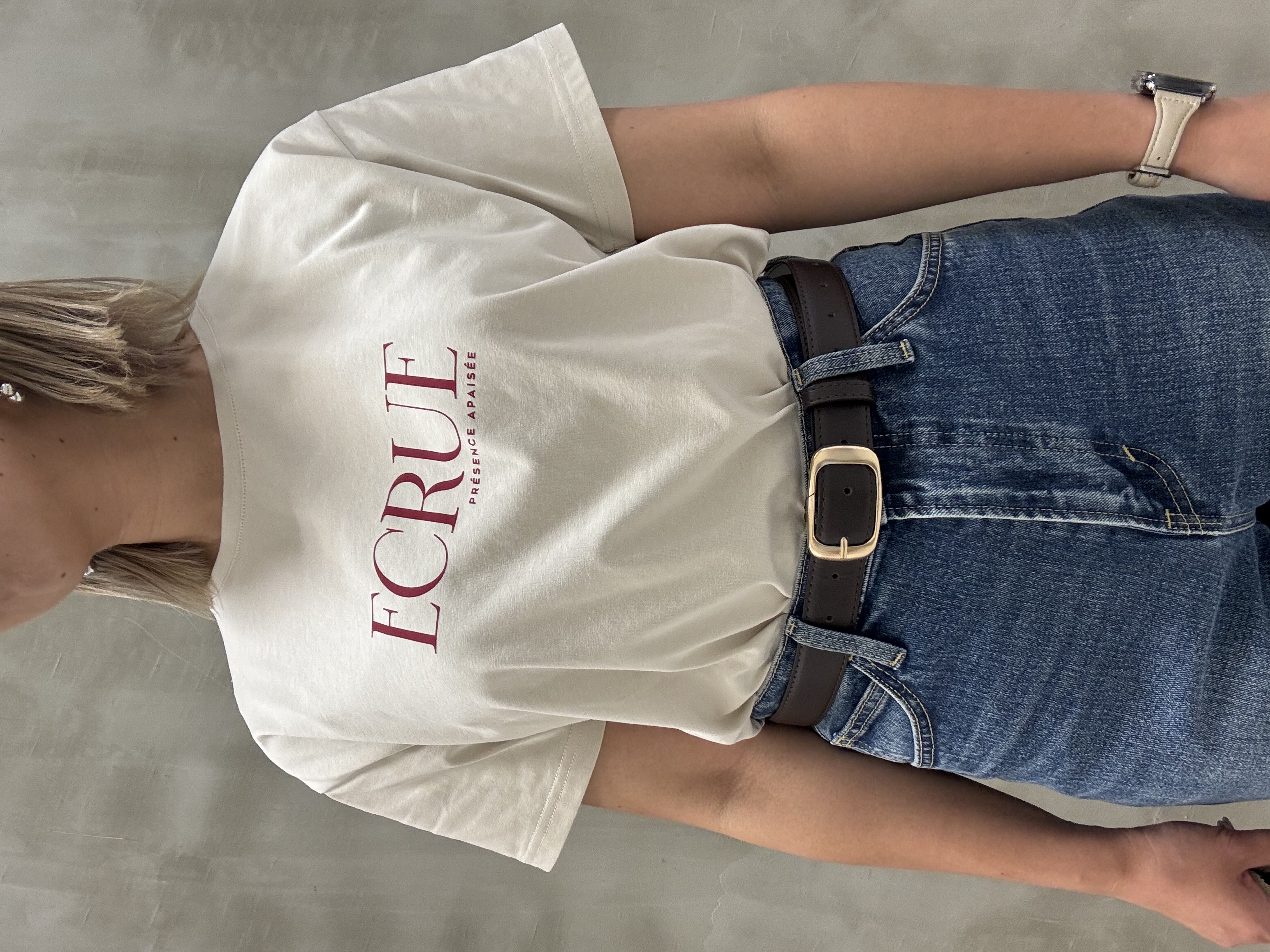 minaさんの「grove｜【遮熱／吸水速乾／UVカット】ベーシックロゴTシャツ」を使ったコーディネート