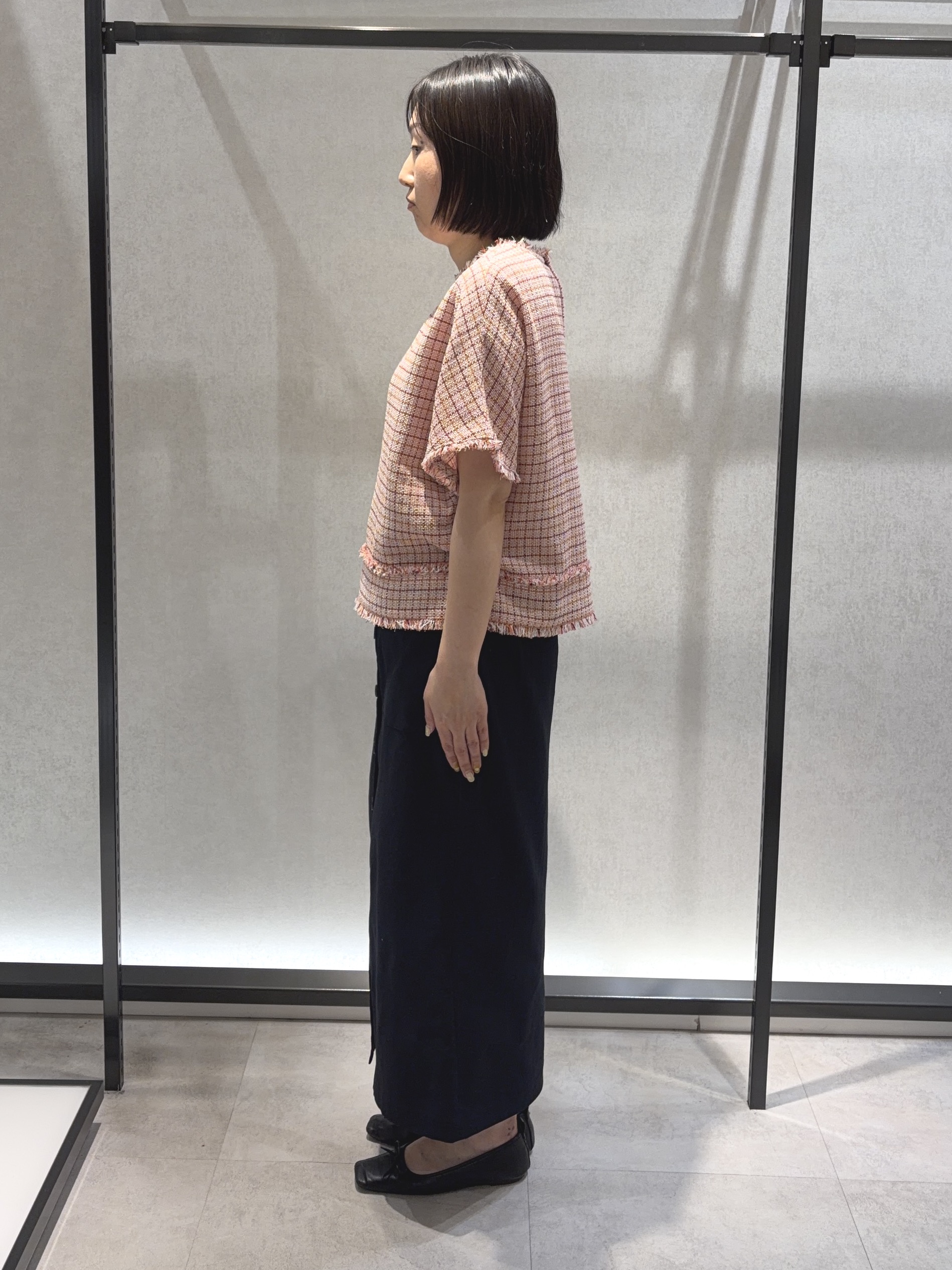わたなべさんの「UNTITLED｜◆ファンシーツイードブラウス」を使ったコーディネート