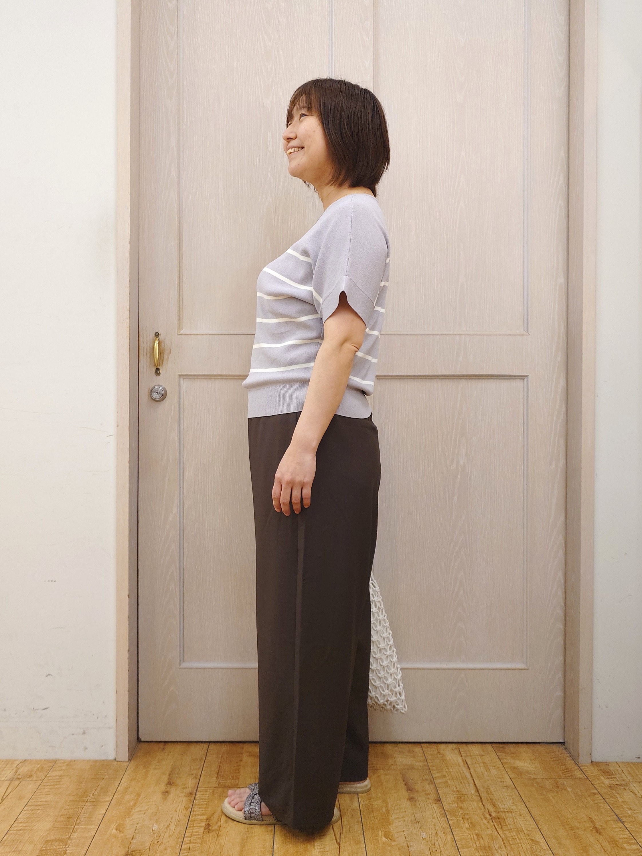 とろろさんの「SHOO･LA･RUE｜【毎日洗える/UV】二の腕隠れる さらっとドルマン半袖ニット」を使ったコーディネート