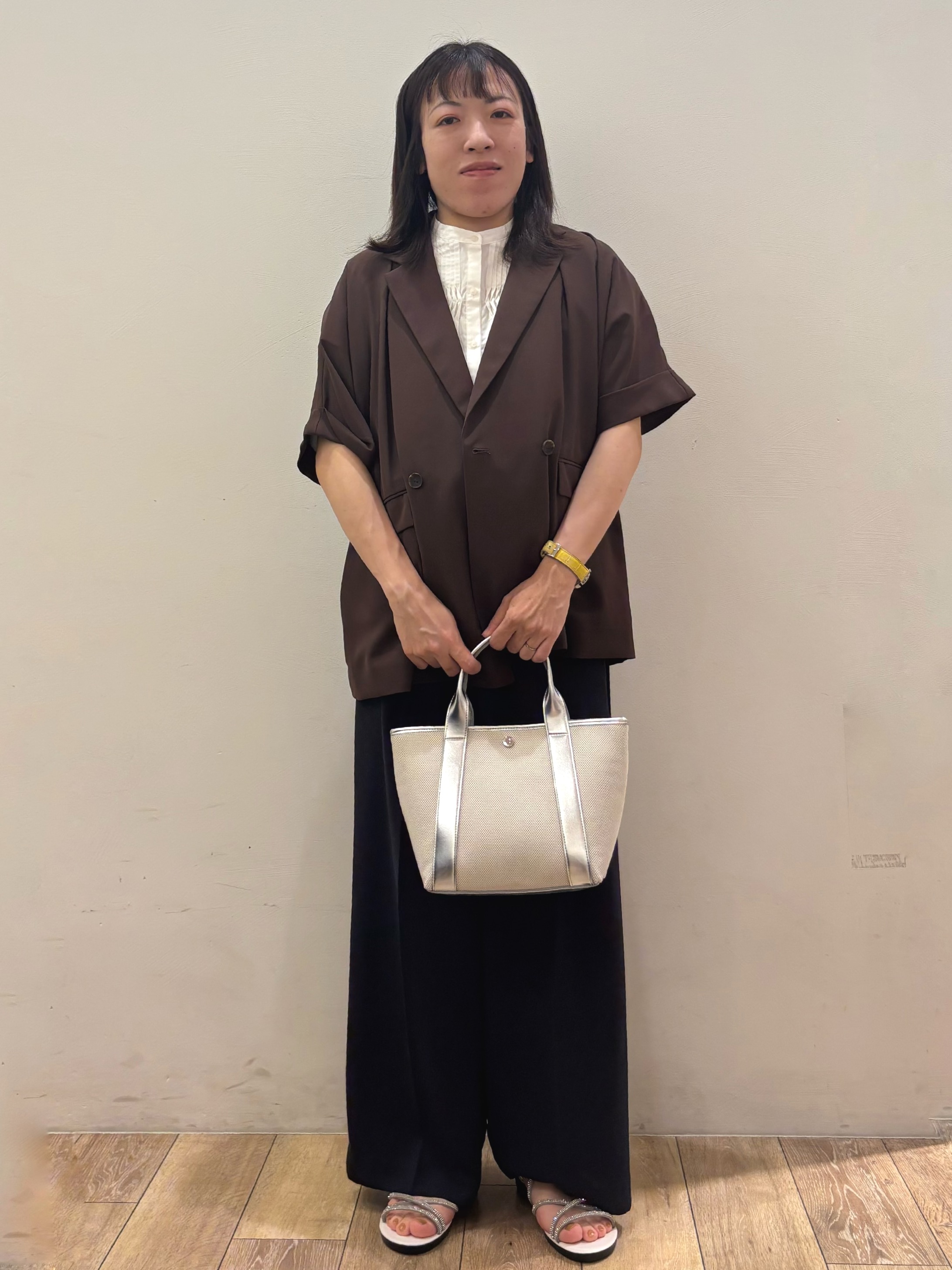 りょうさんの「OPAQUE.CLIP｜【接触冷感／吸水速乾／防シワ】リネンライクテーラードジャケット《洗濯機OK》」を使ったコーディネート