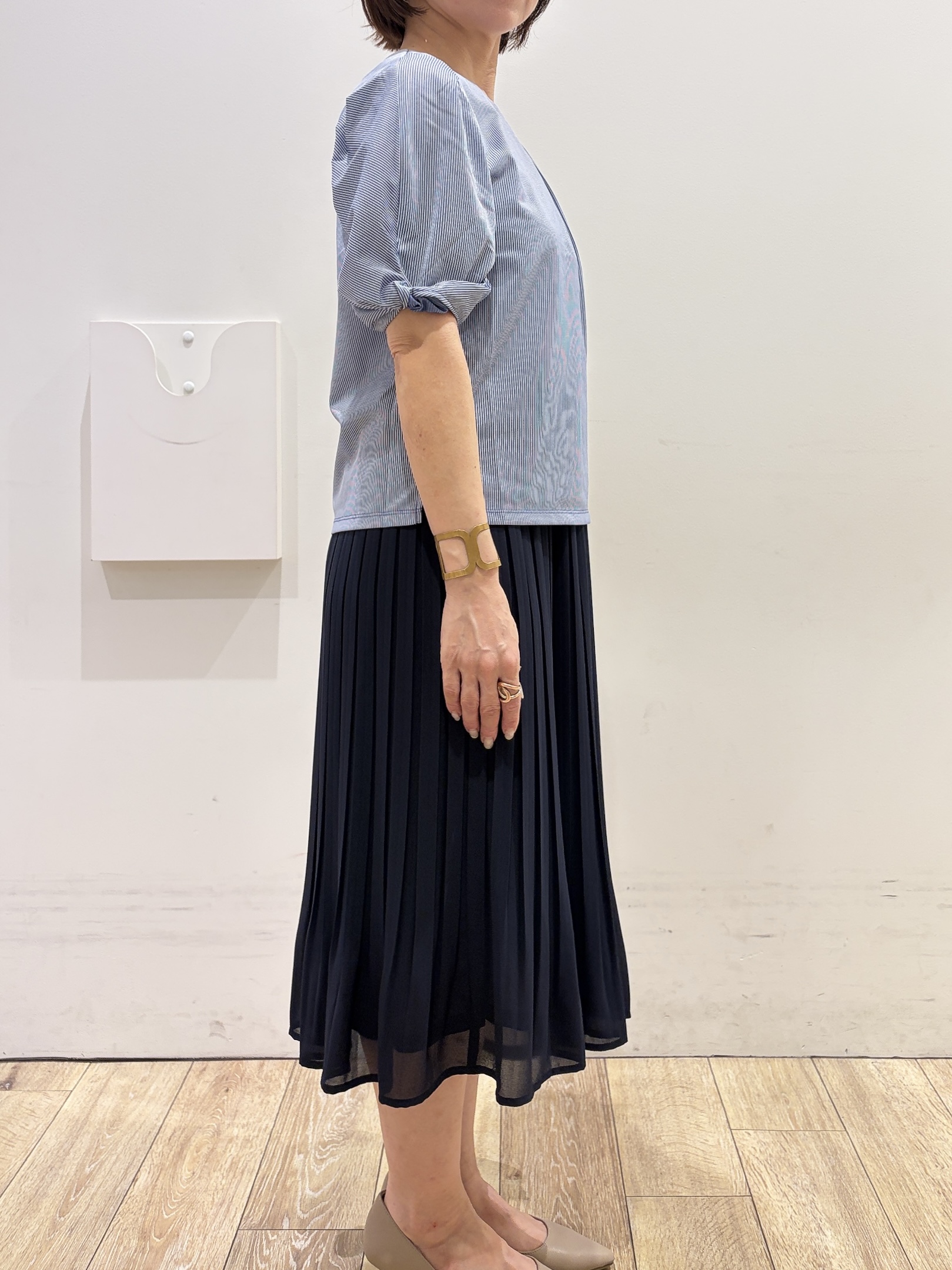 YUKOさんの「index｜【吸水速乾】ストライプ調デザインスリーブトップス《洗濯機OK》」を使ったコーディネート